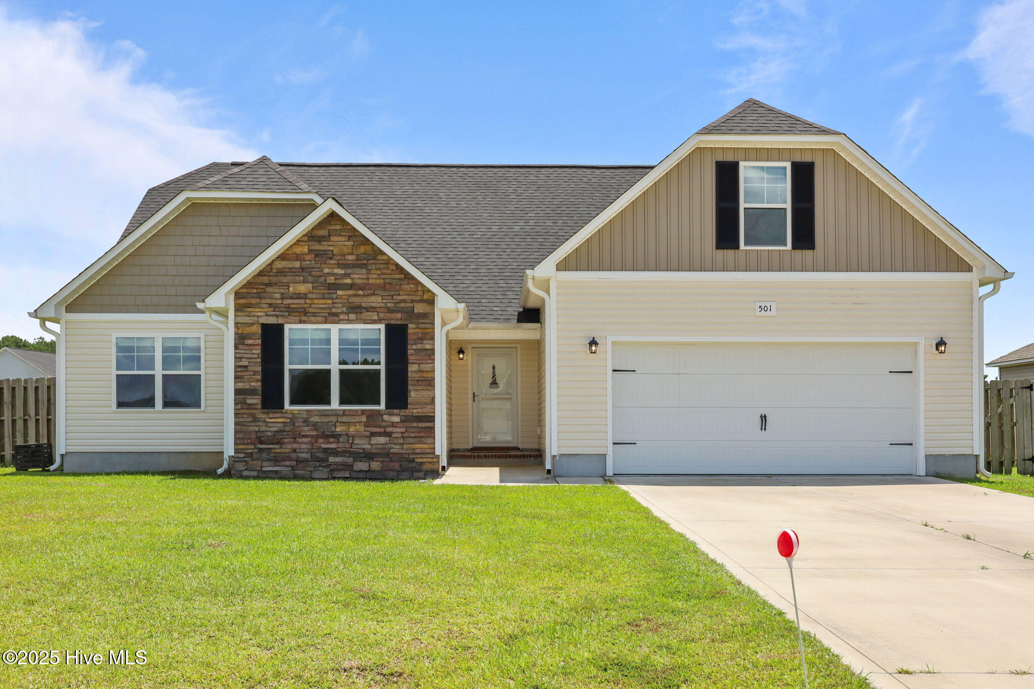 501 Violet Court, Maysville, NC 28555 – photo 2: 501 Violet Ct. Maysville NC