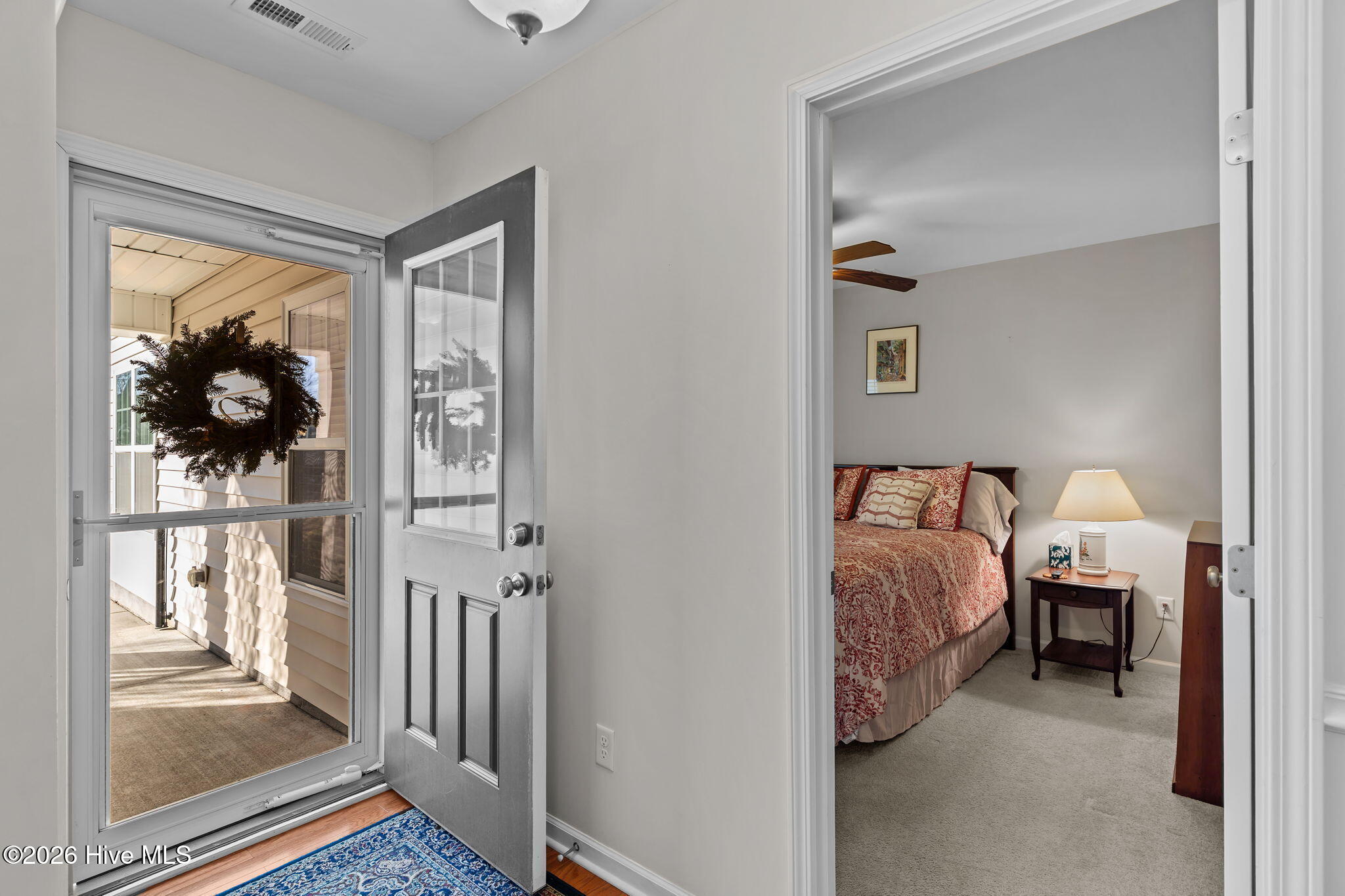 100552951 | Photo 10