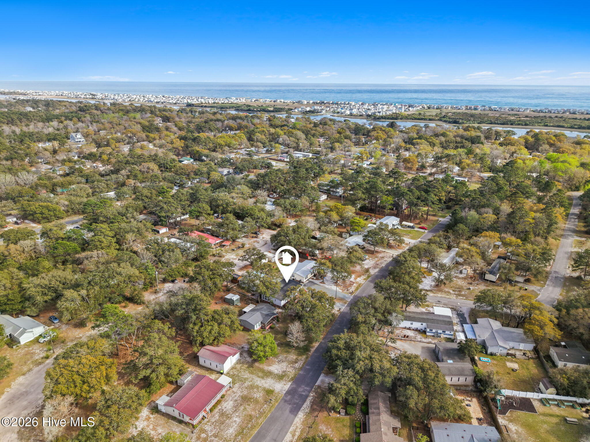 100564701 | Photo 47