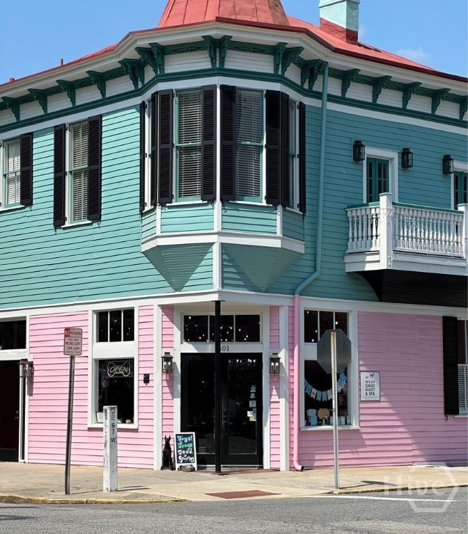 1601 Bull Street, Savannah, GA, 31401