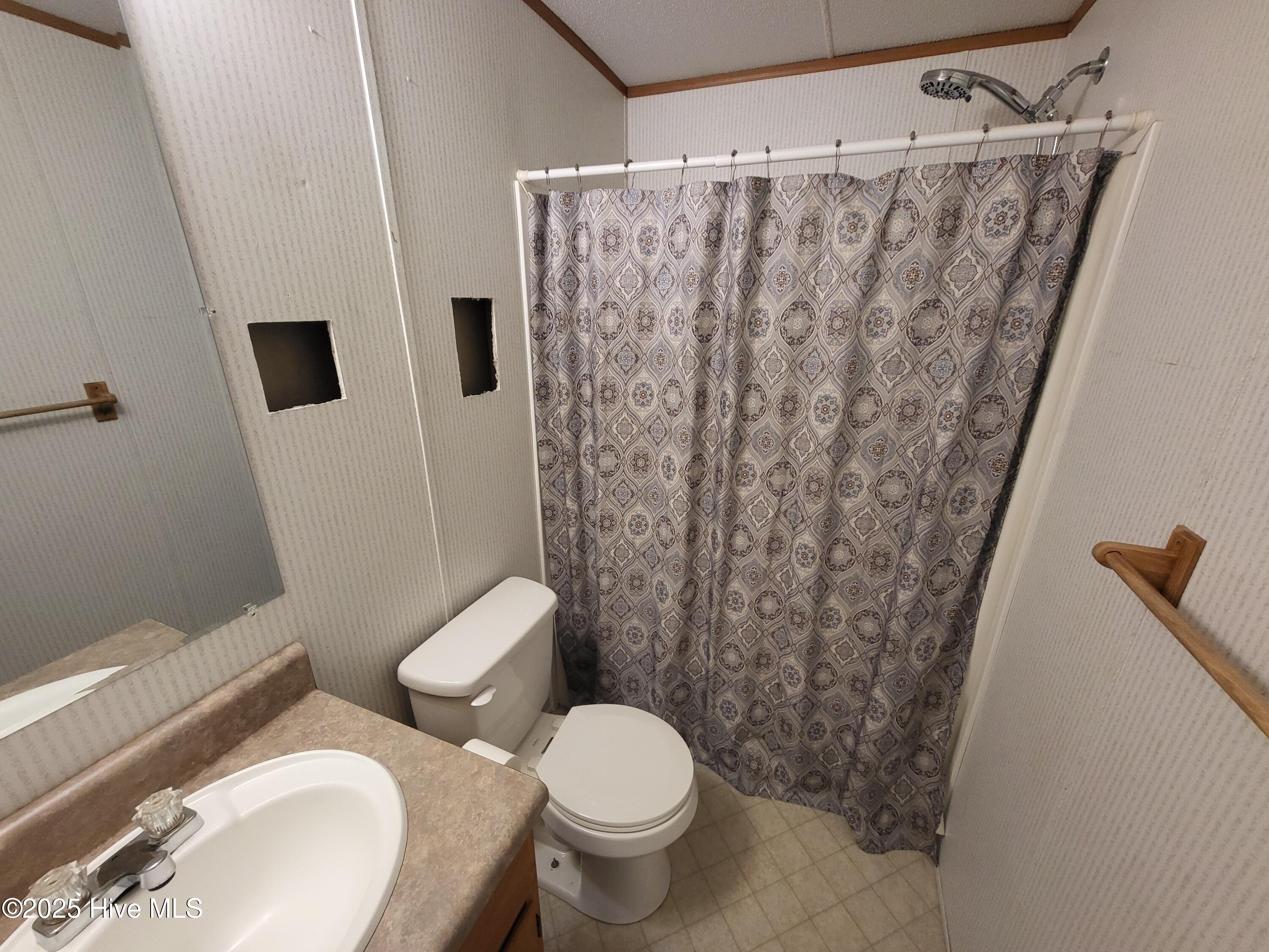 100540995 | Photo 31