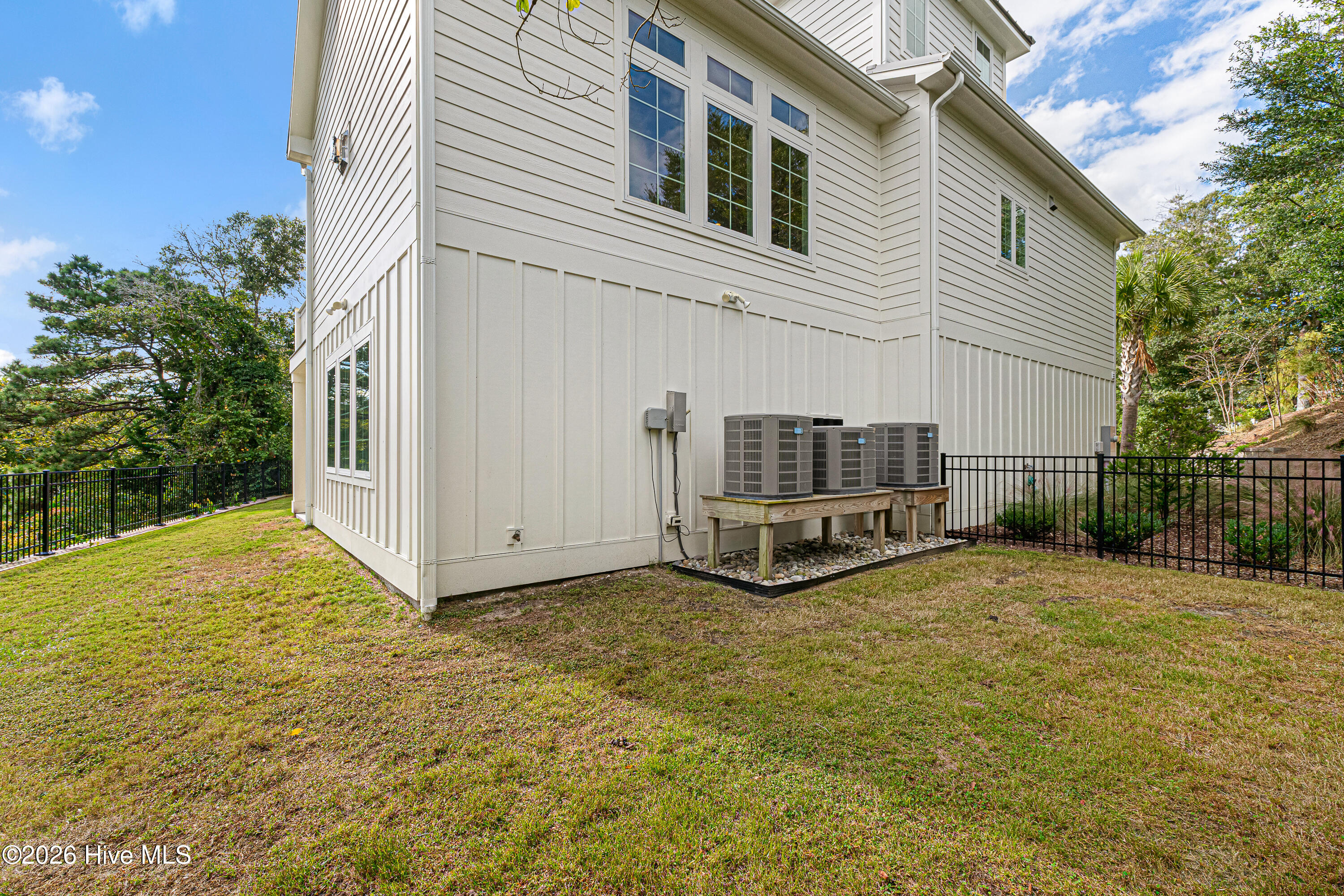 8807 Edgewater Court,Emerald Isle