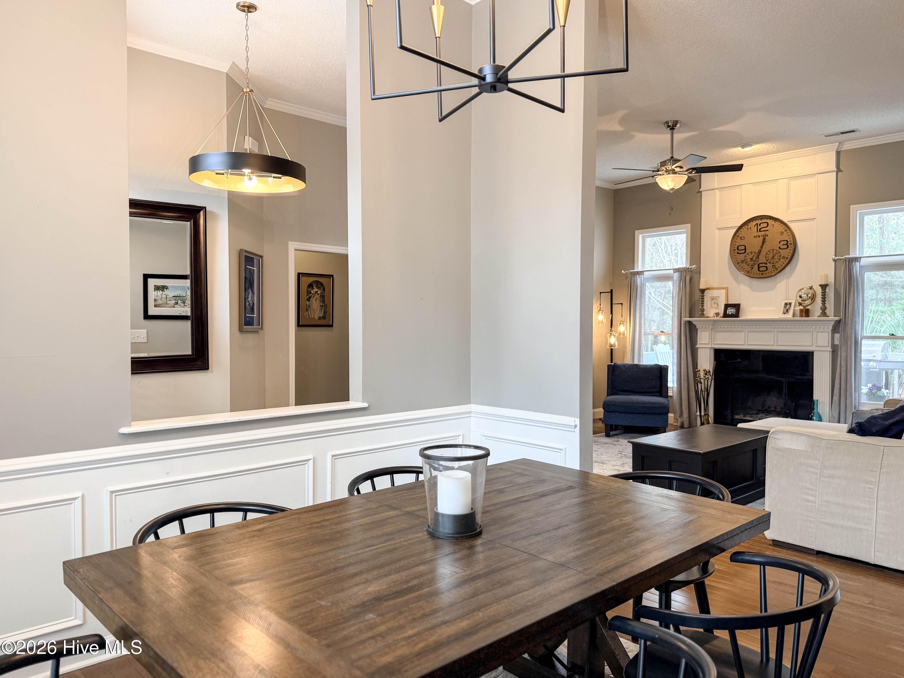 100549521 | Photo 25