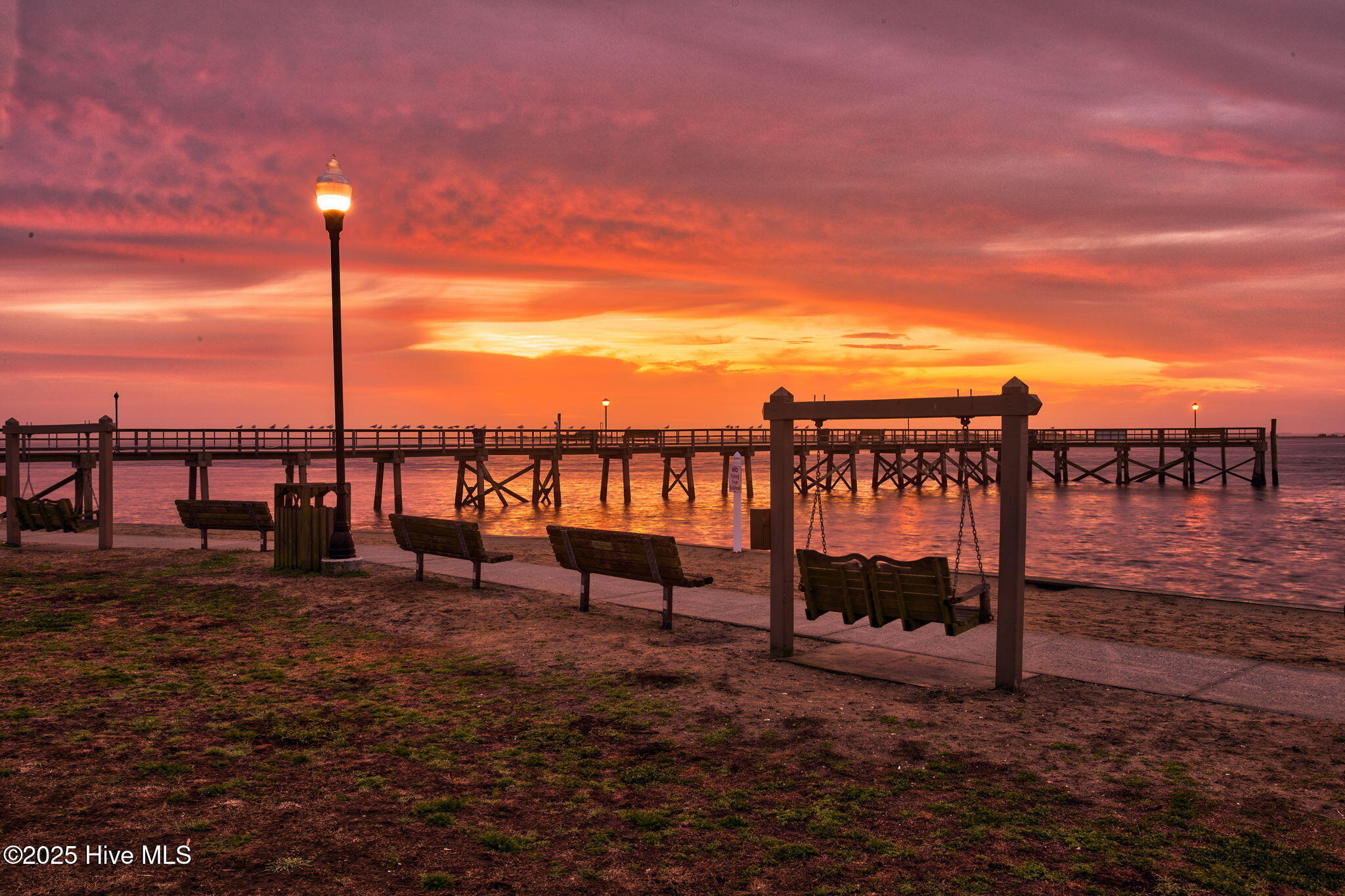 100532717 | Photo 66