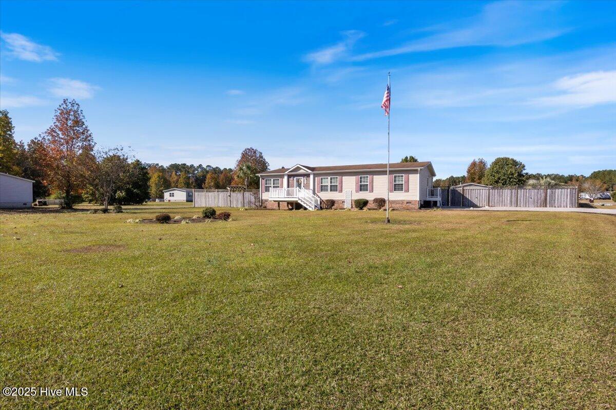 100539175 | Photo 61