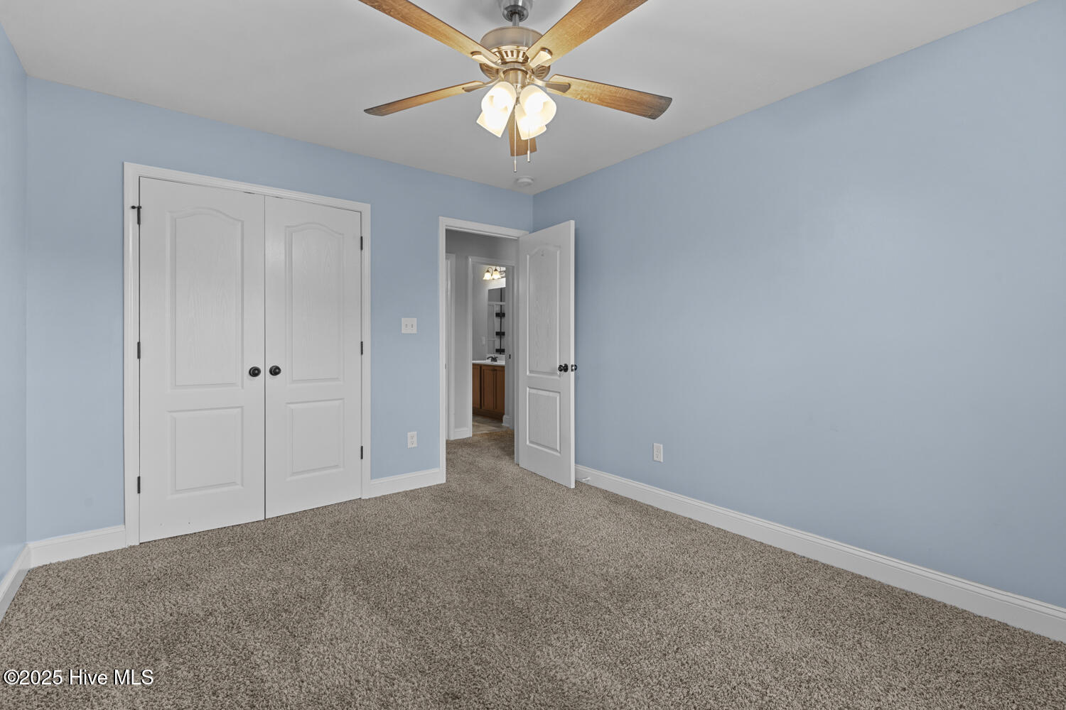 100507776 | Photo 28