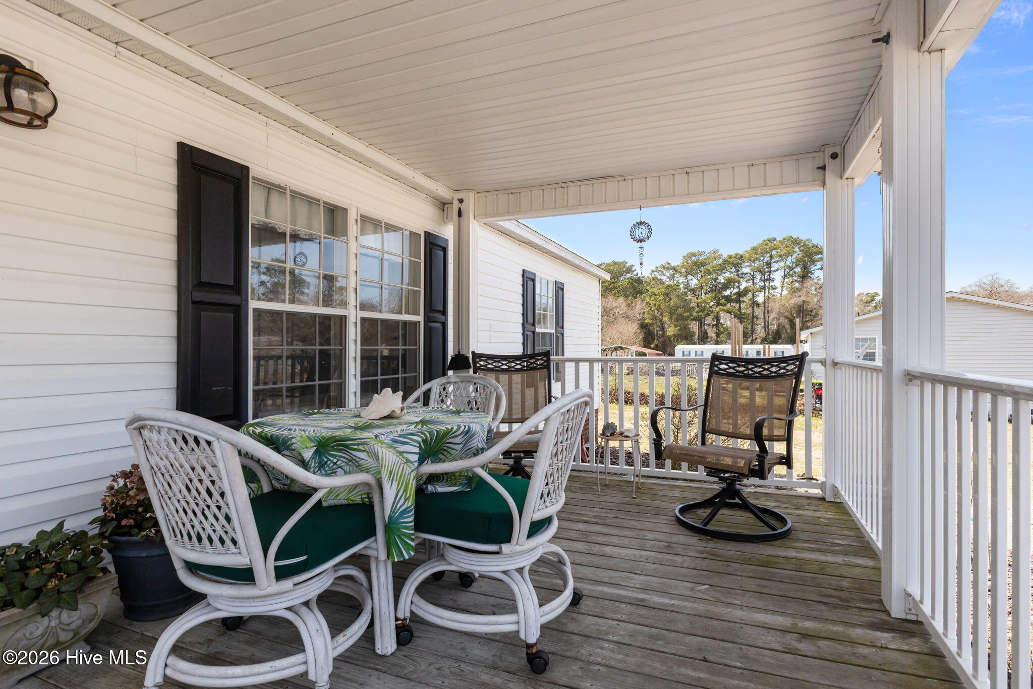 100558505 | Photo 35