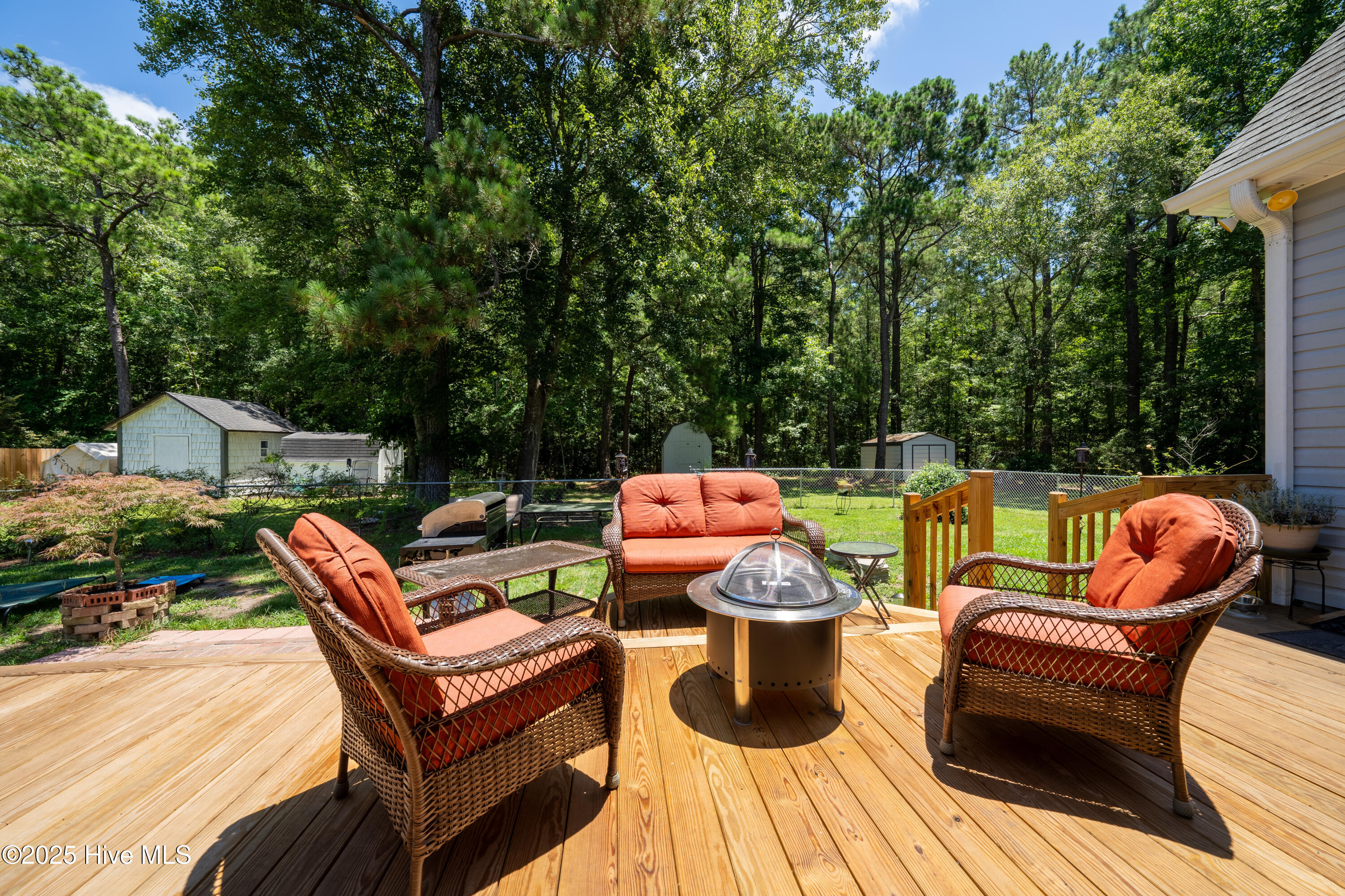 100487649 | Photo 48