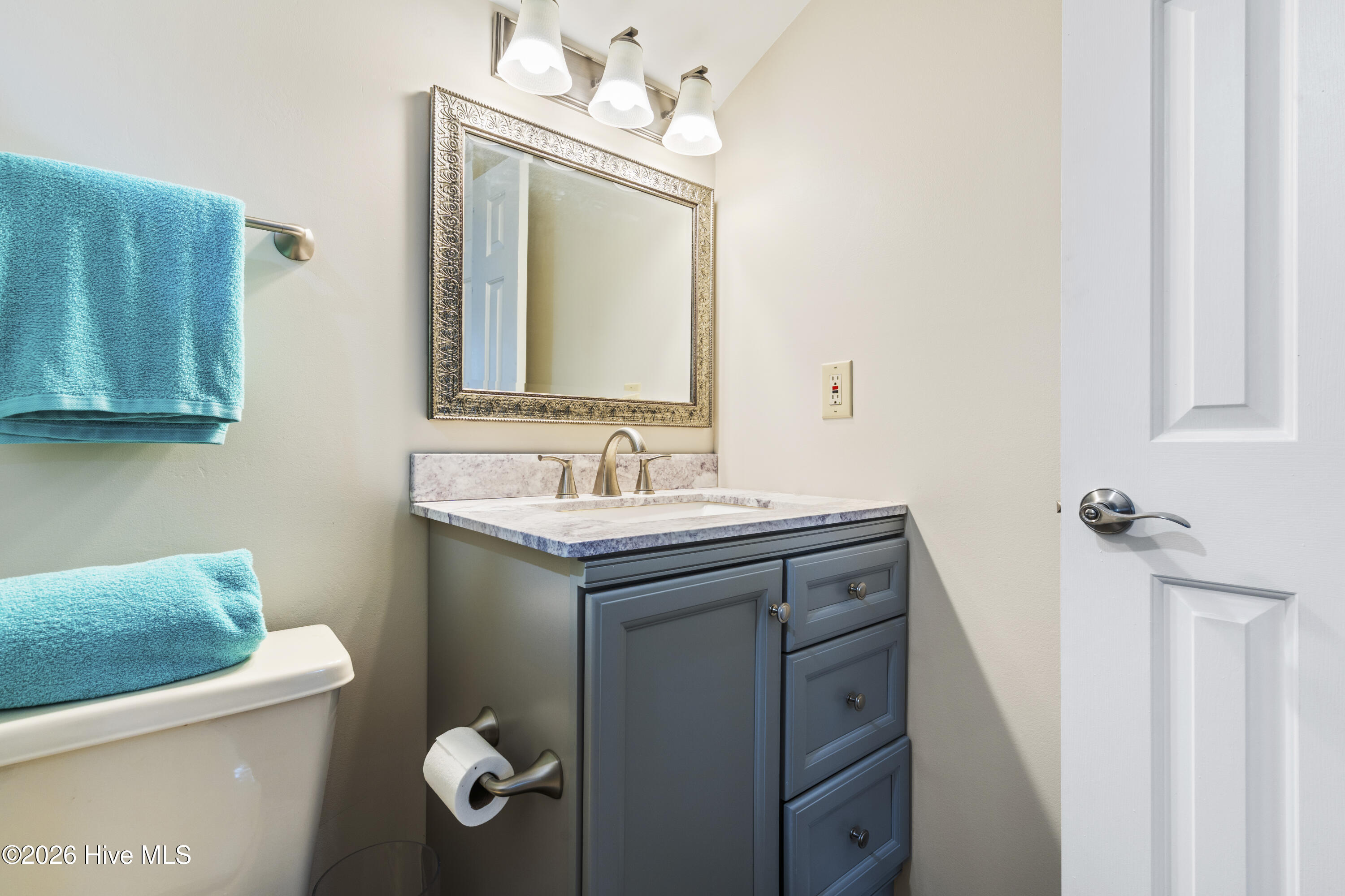 100554820 | Photo 32