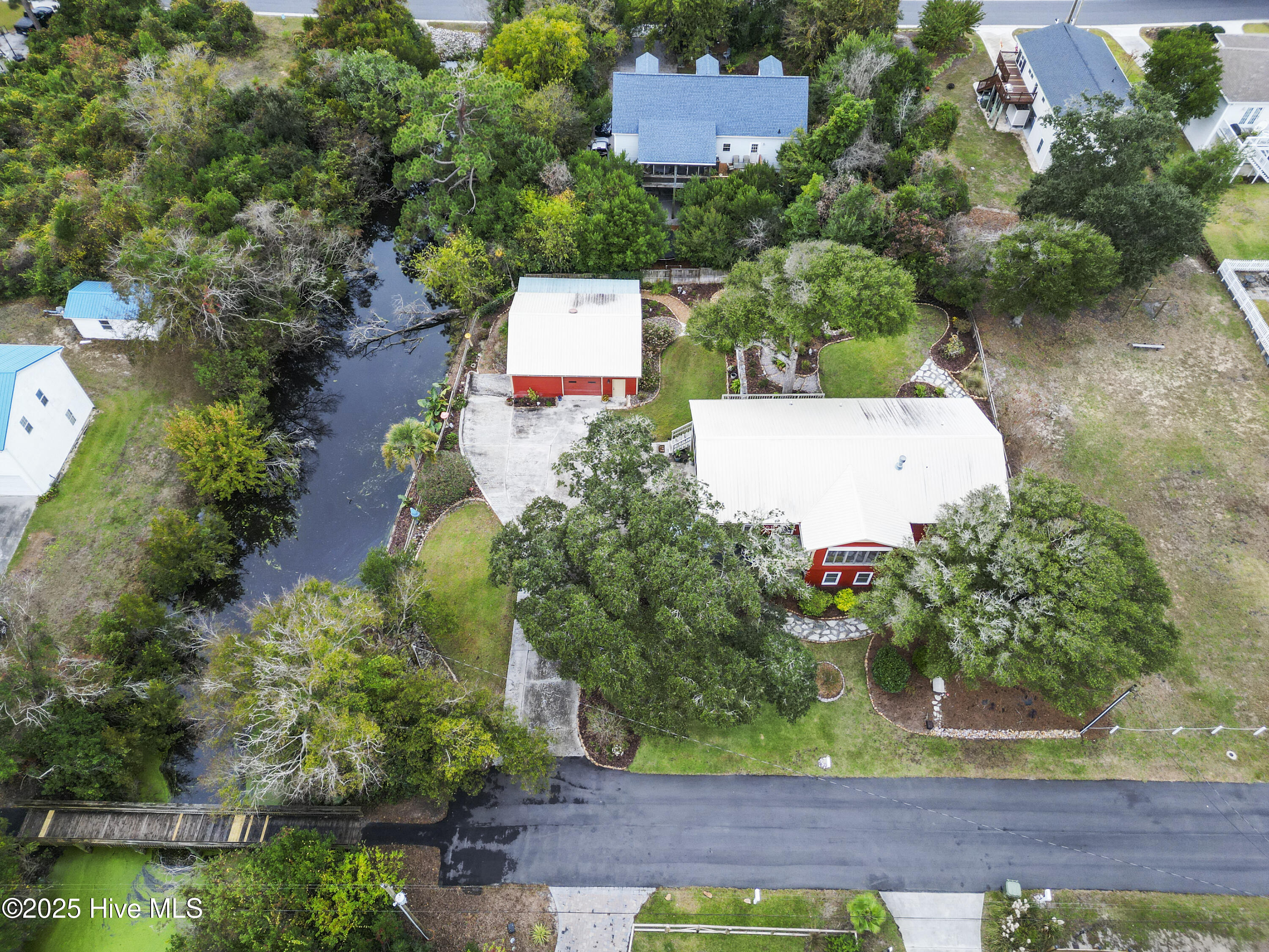 100540990 | Photo 90