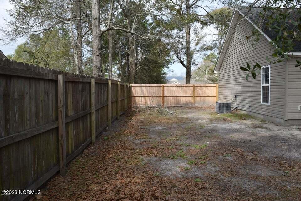 100557882 | Photo 16