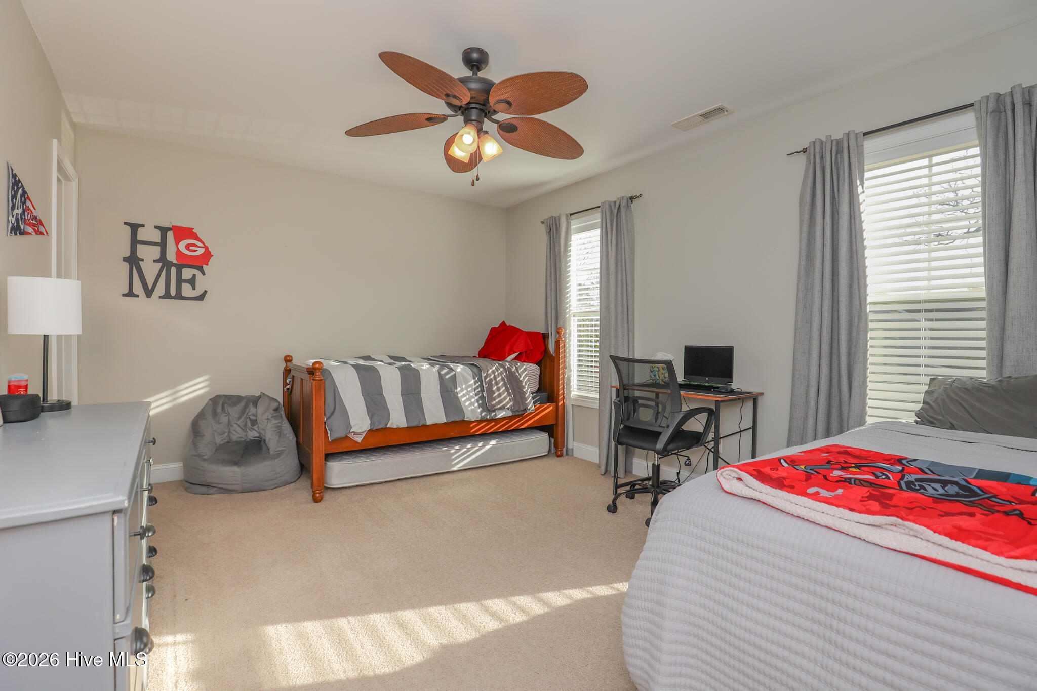 100559390 | Photo 27