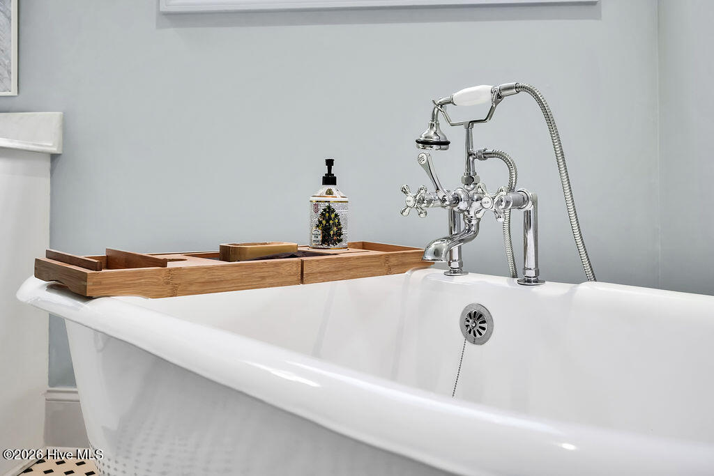 100566993 | Photo 29