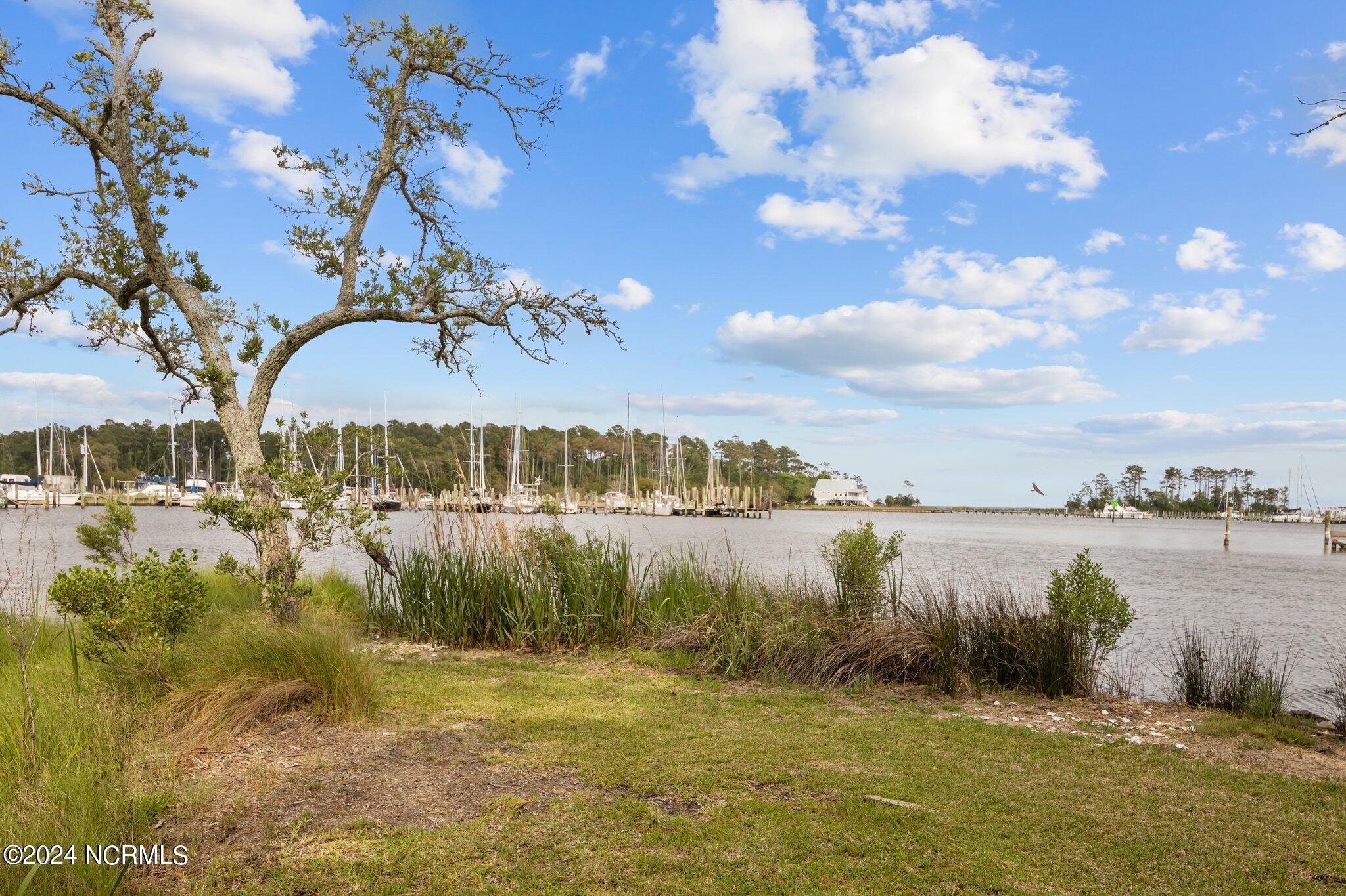 1210 Neuse Drive, Oriental, NC, 28571