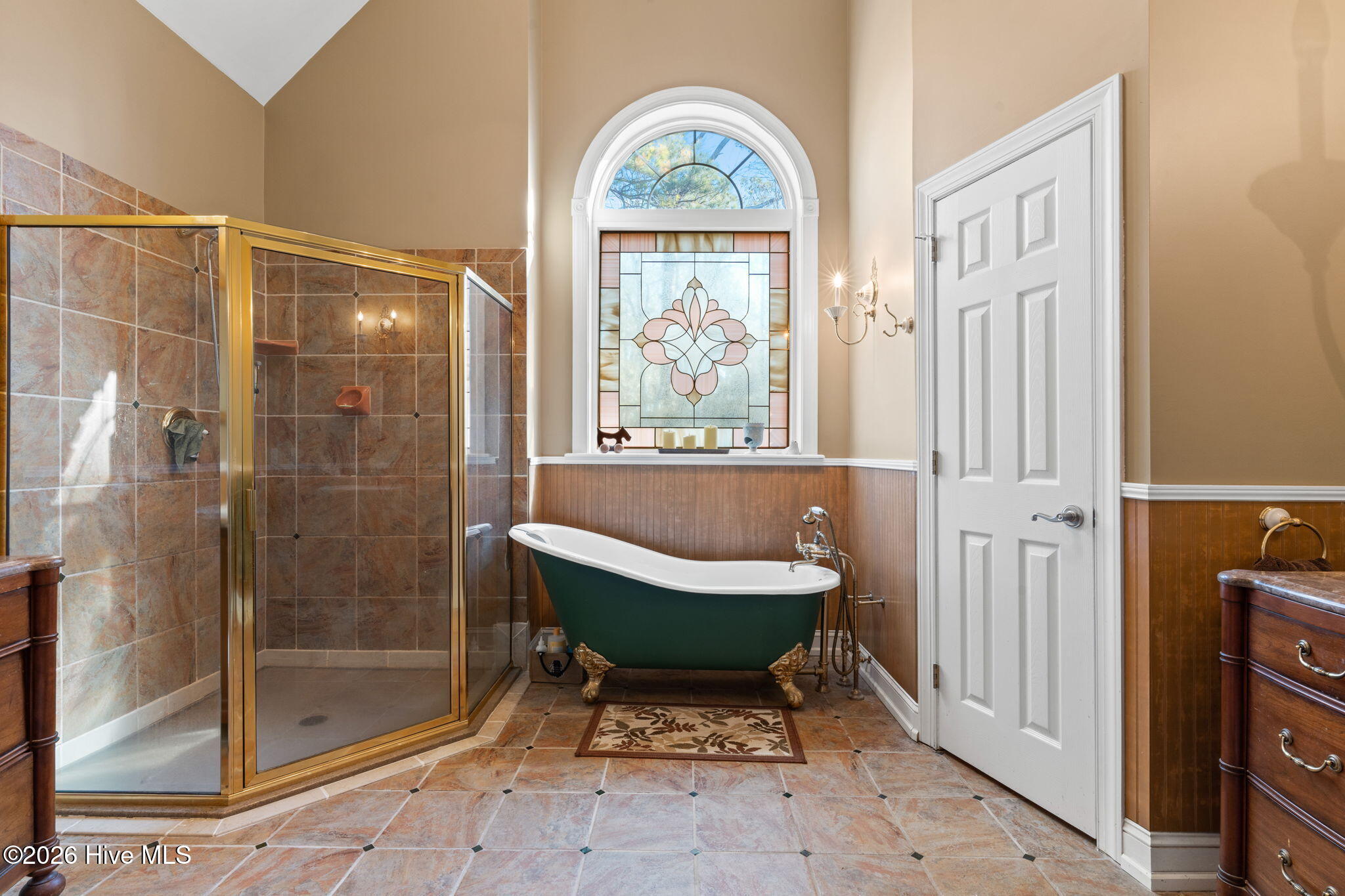 100553599 | Photo 19