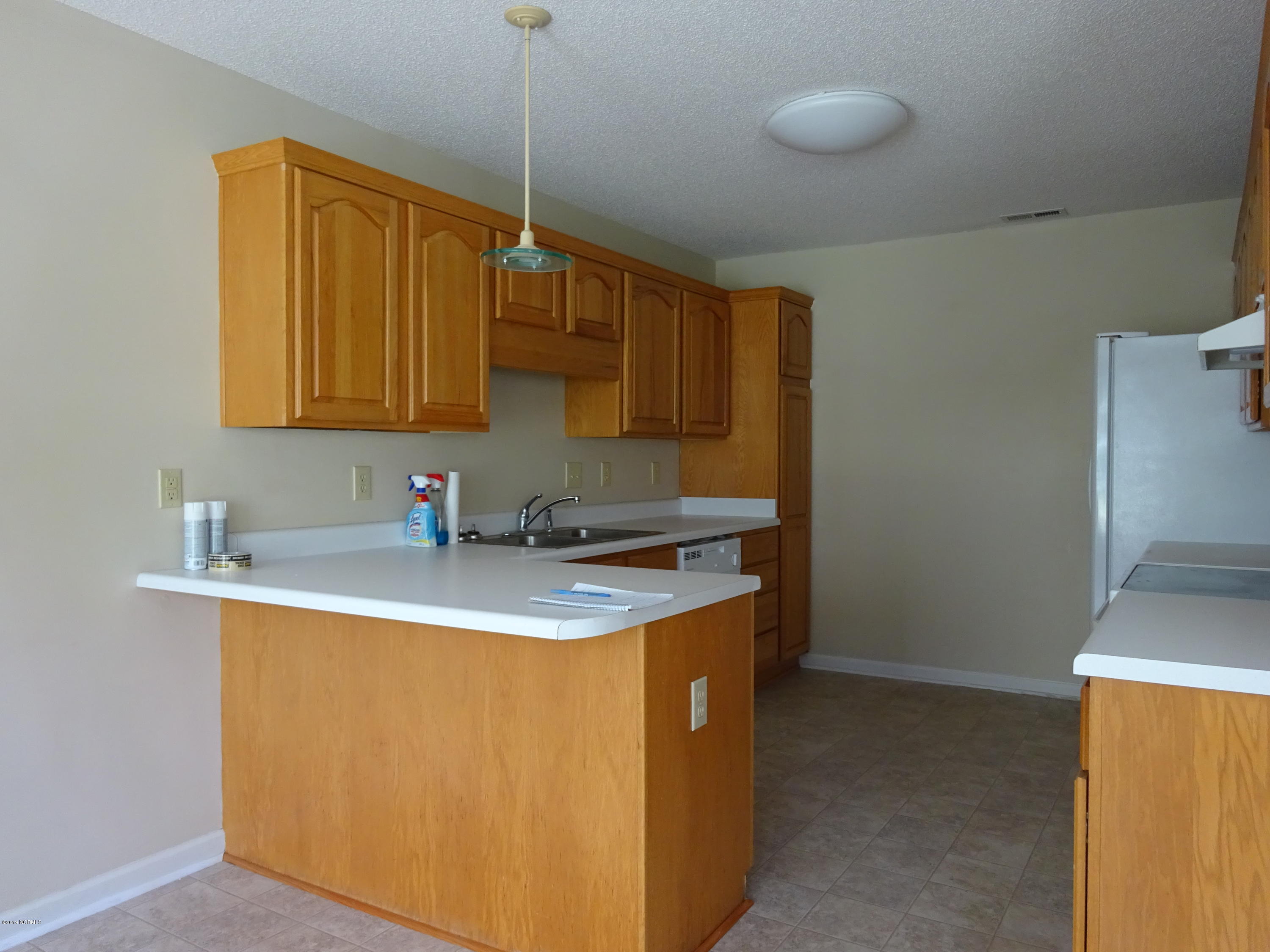 100543954 | Photo 13