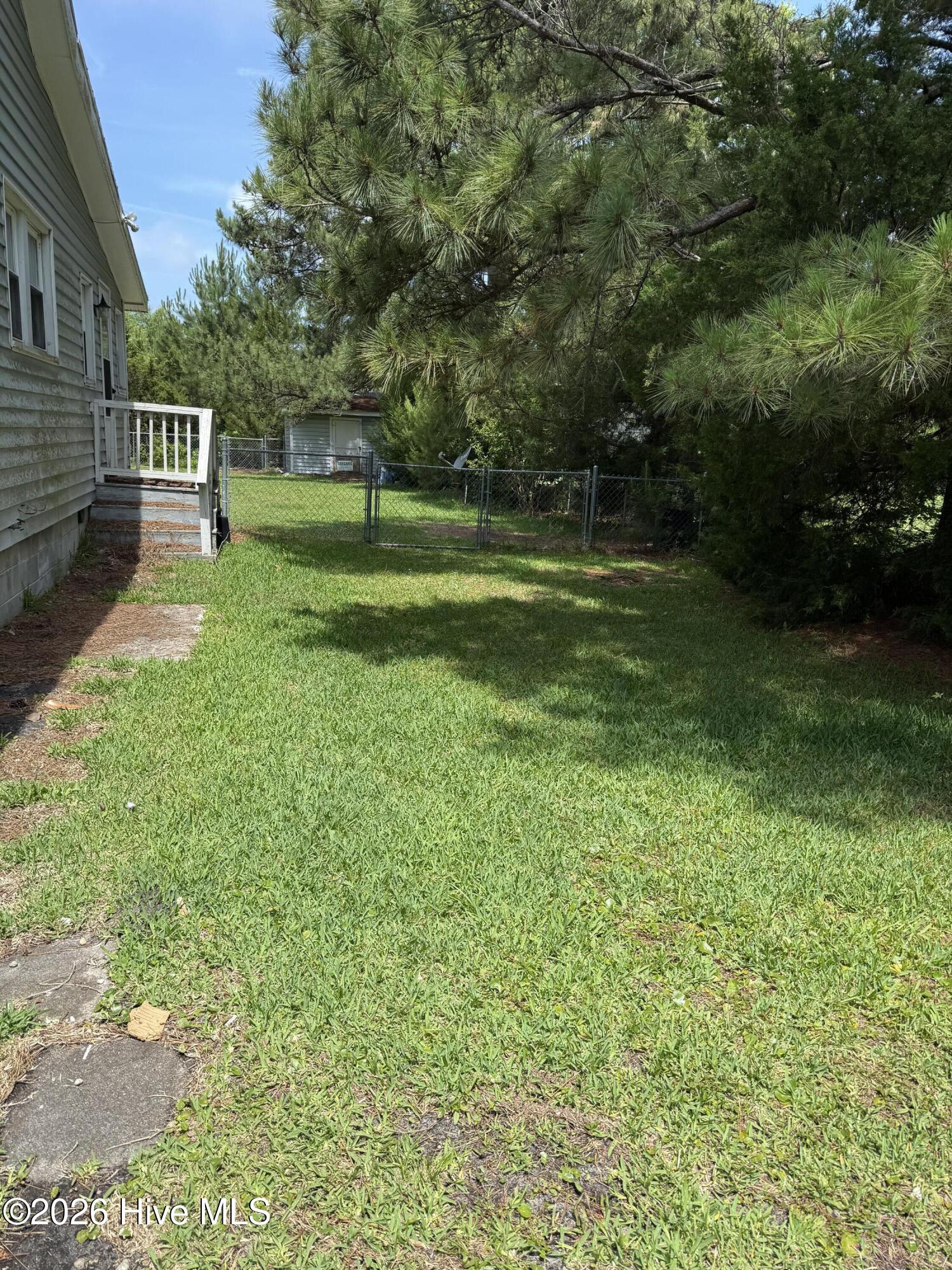 890 Hibbs Road,Newport