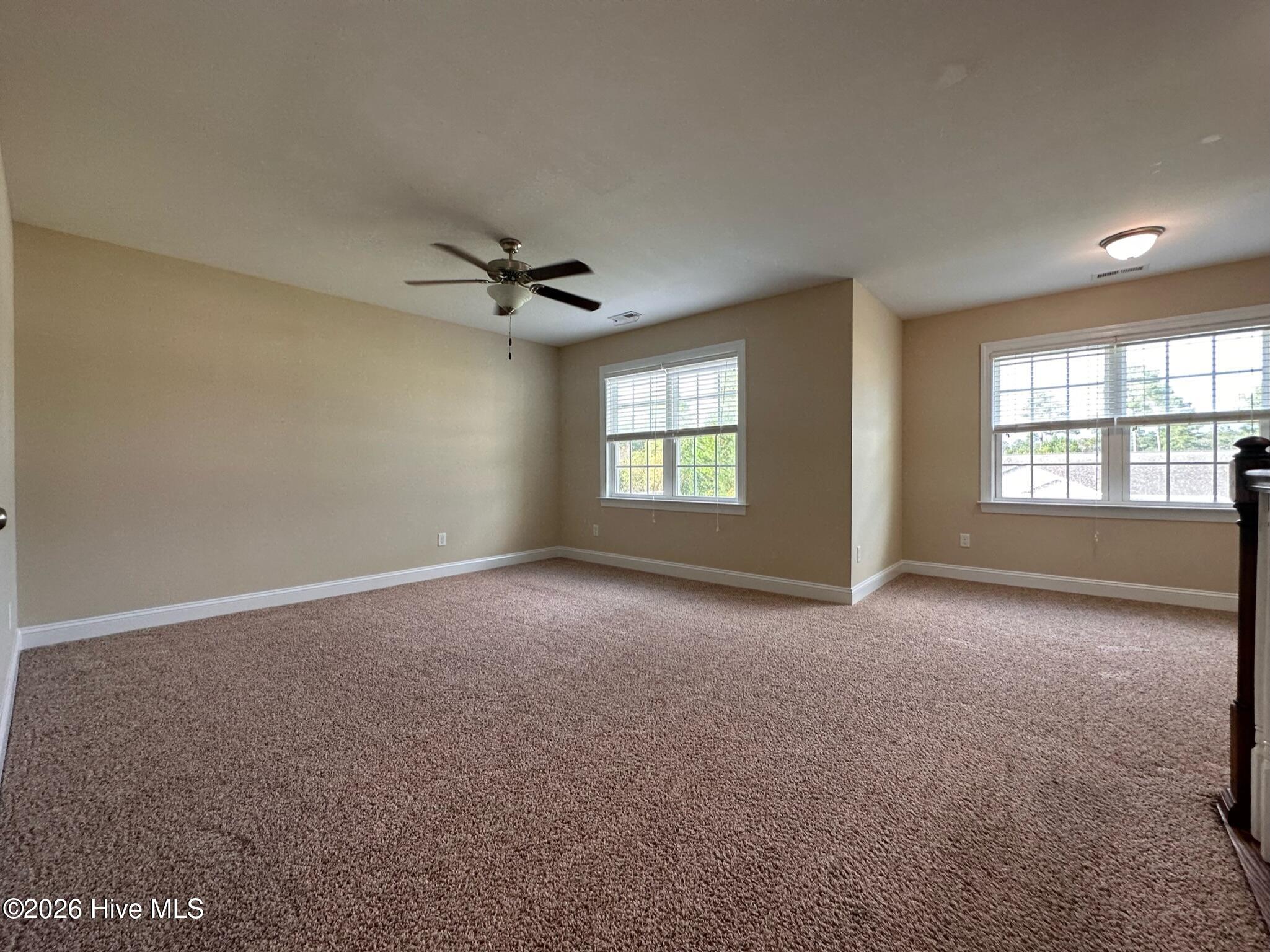 100557868 | Photo 39