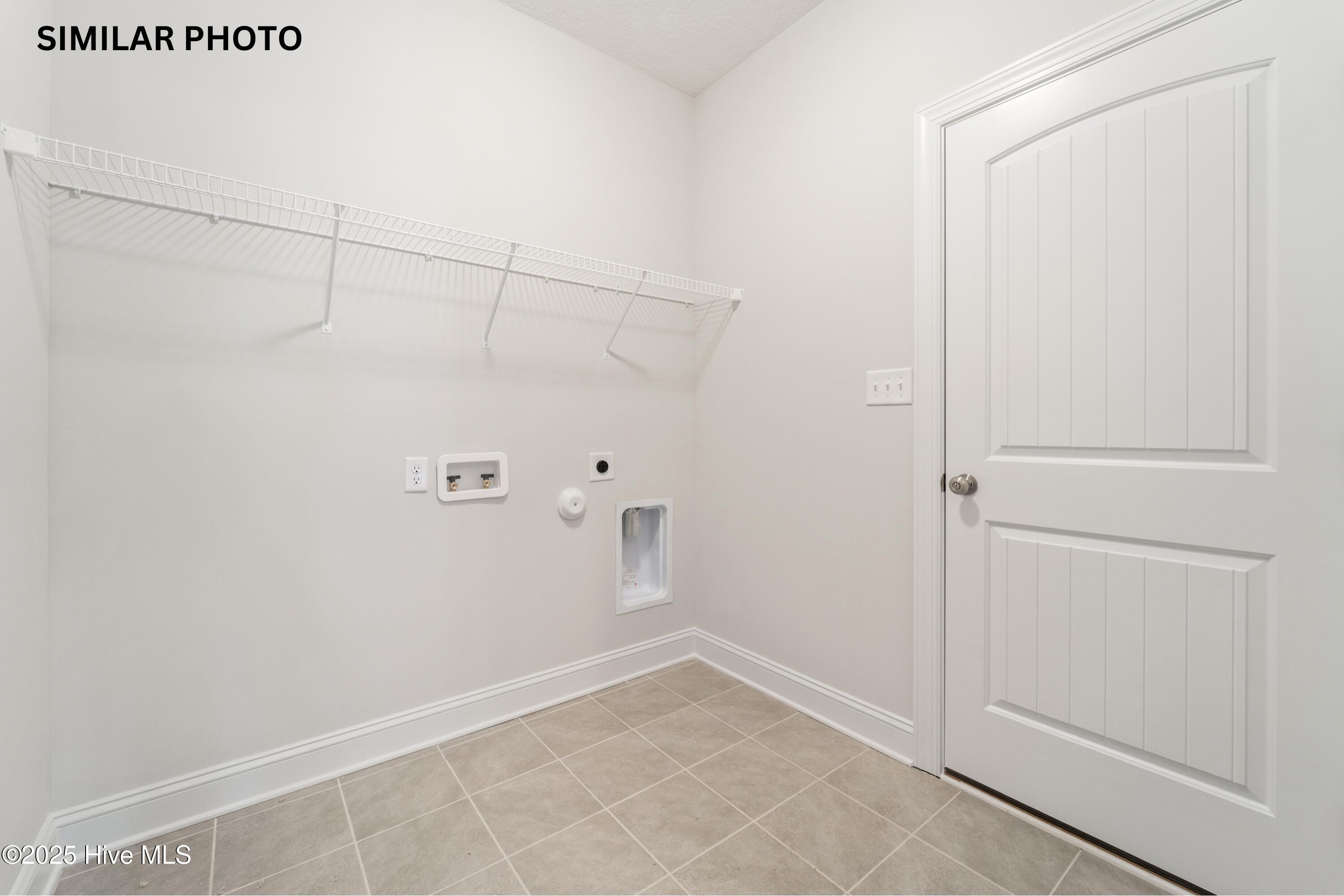 100526959 | Photo 42