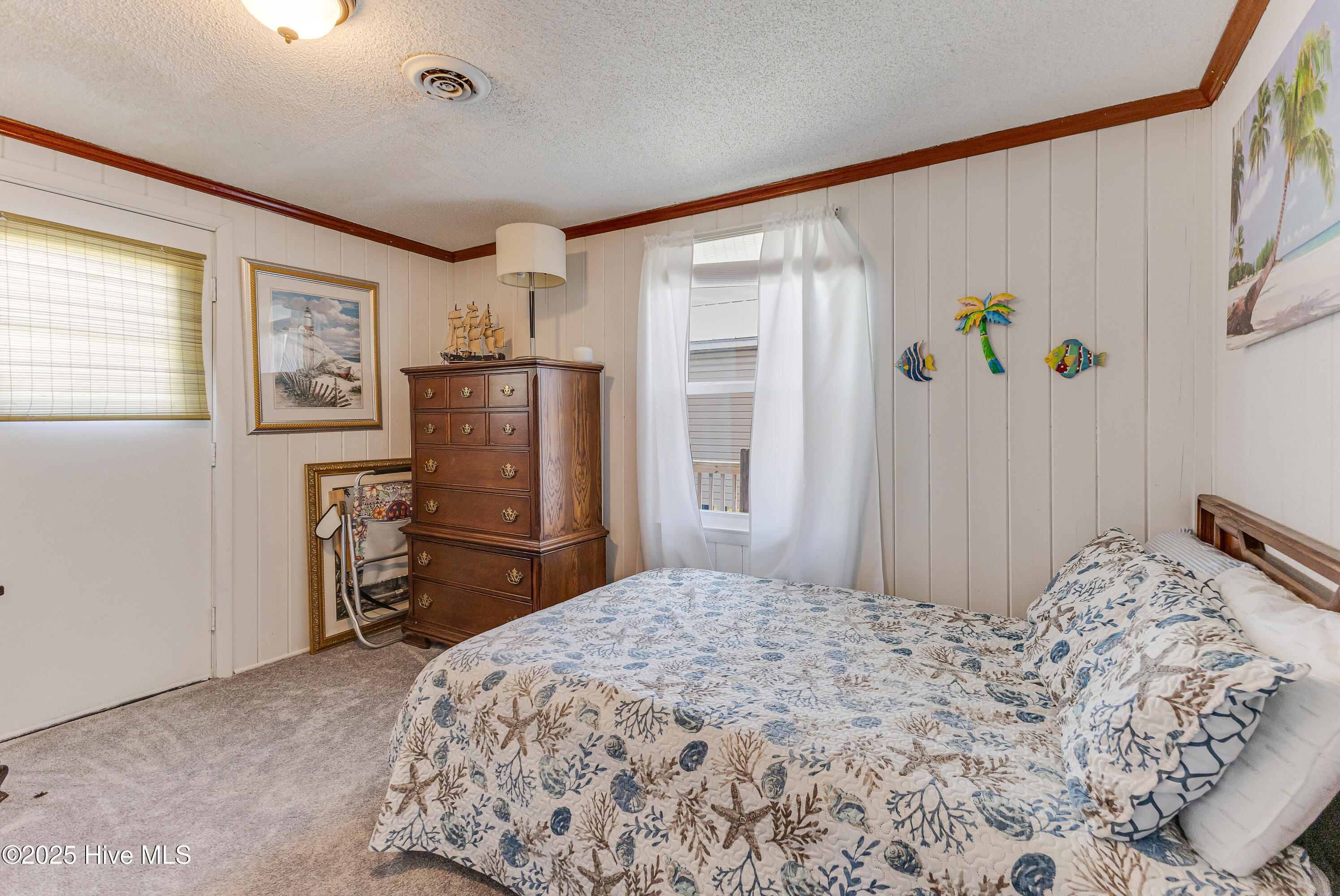 100524957 | Photo 44