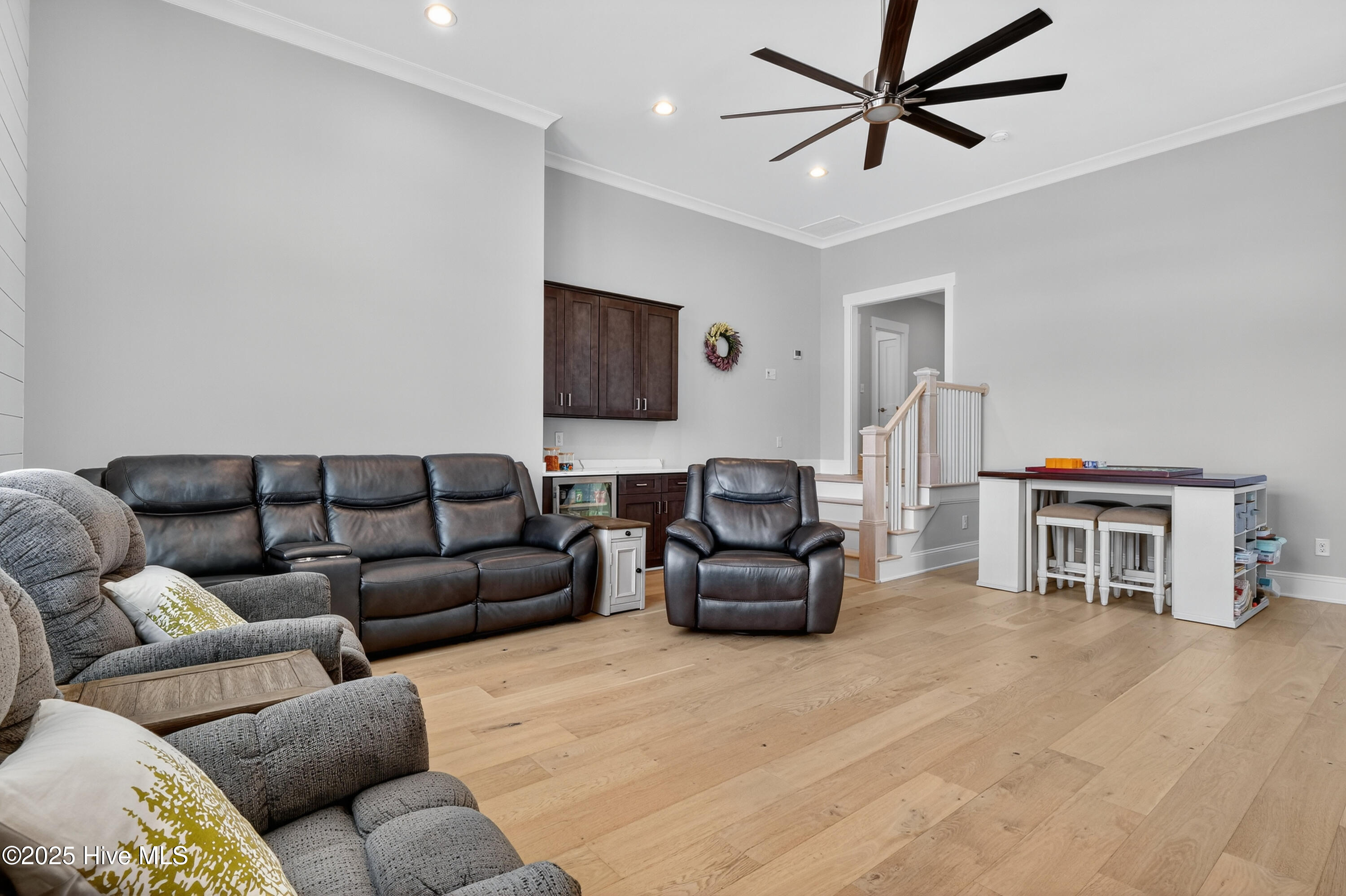 100523935 | Photo 39