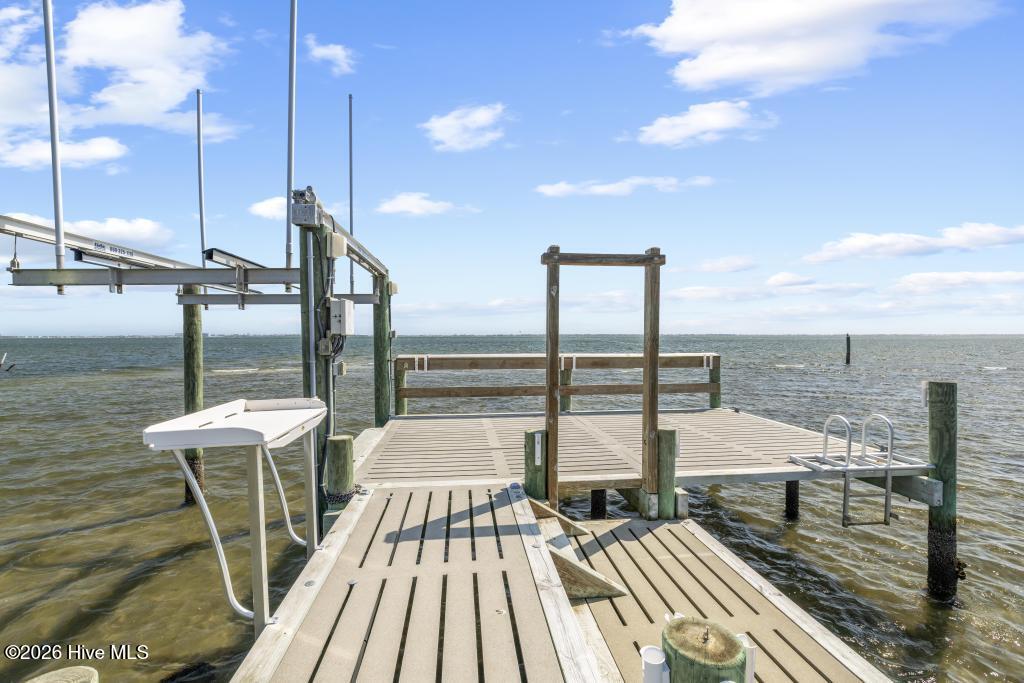 173 Salter Drive,Newport