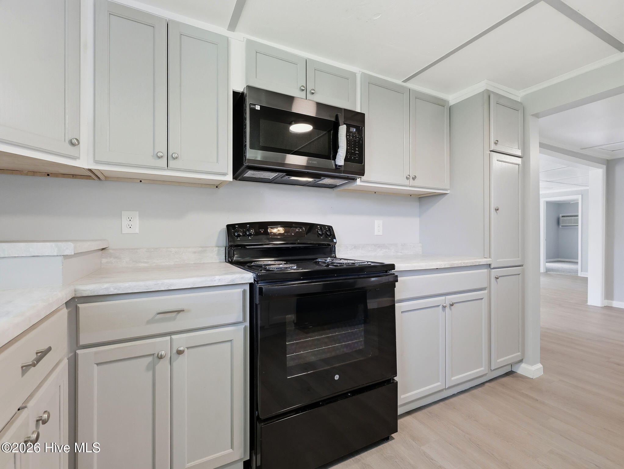 2534 White Oak River Road,Maysville