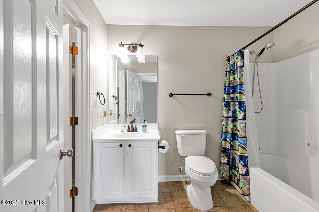 100524146 | Photo 46