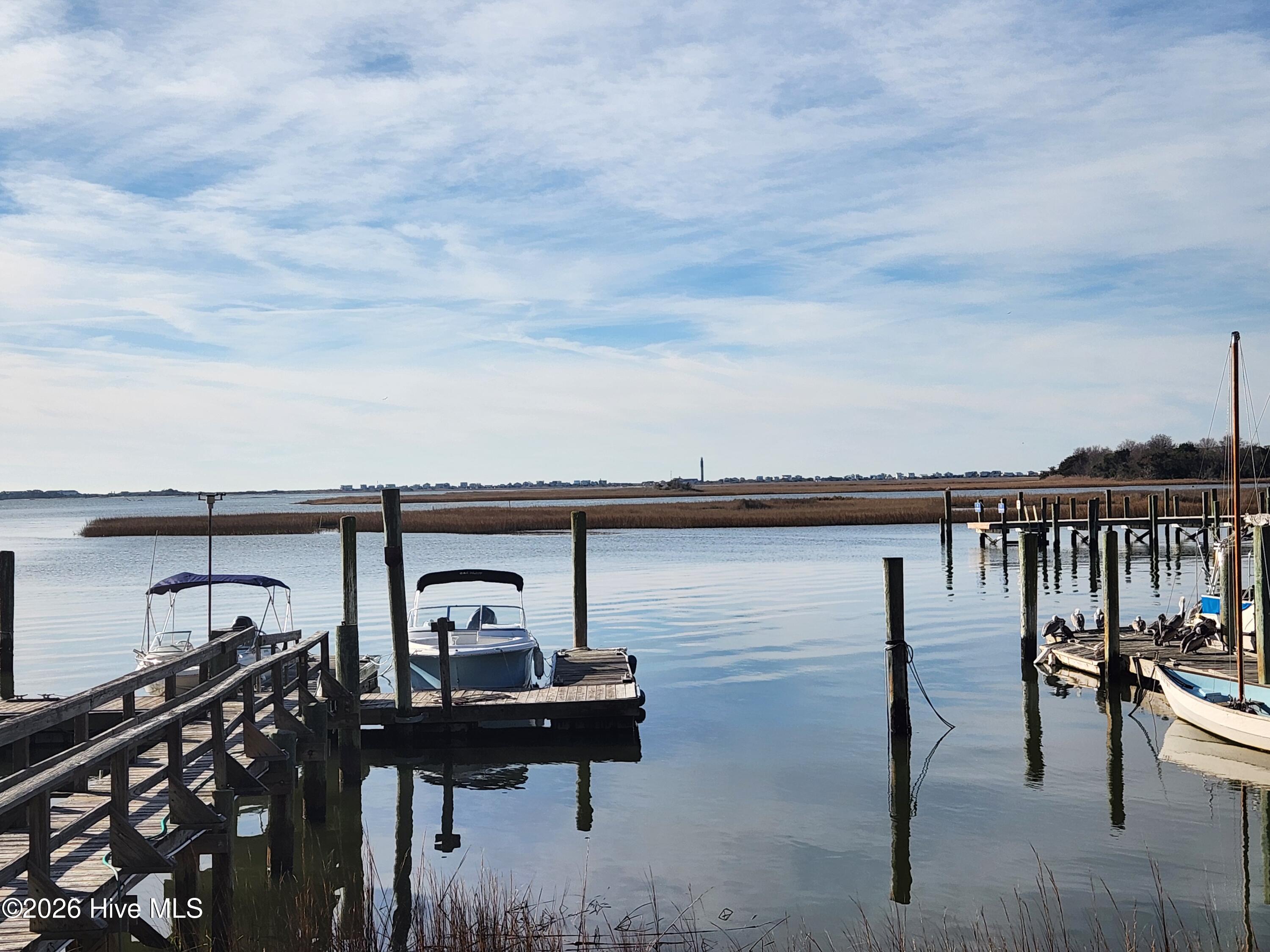 100550453 | Photo 44