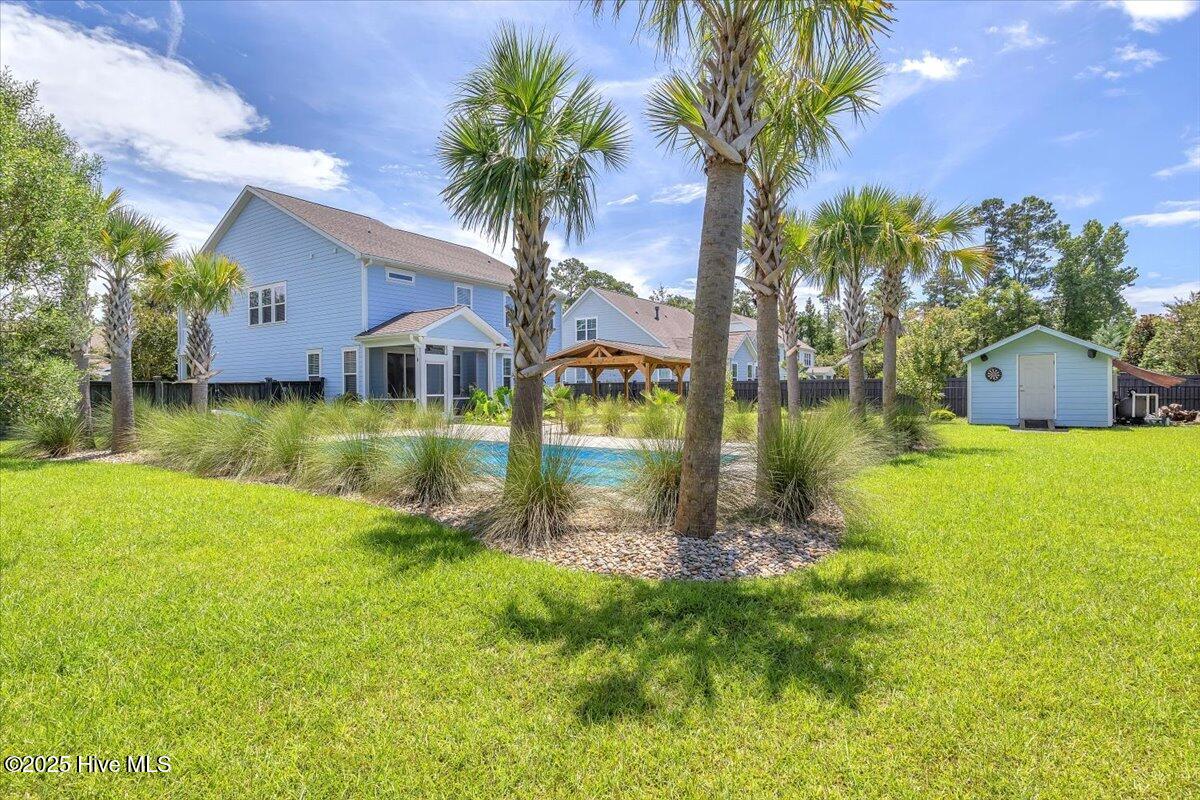 100523445 | Photo 61