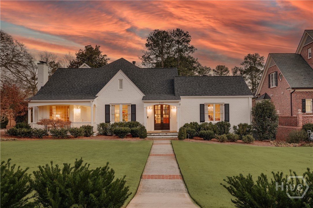 577 W Cloverhurst Avenue