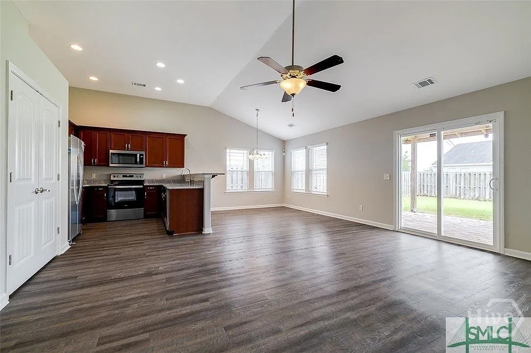 183 Lakepointe Drive, Port Wentworth, GA 31407 Listing Photo  2