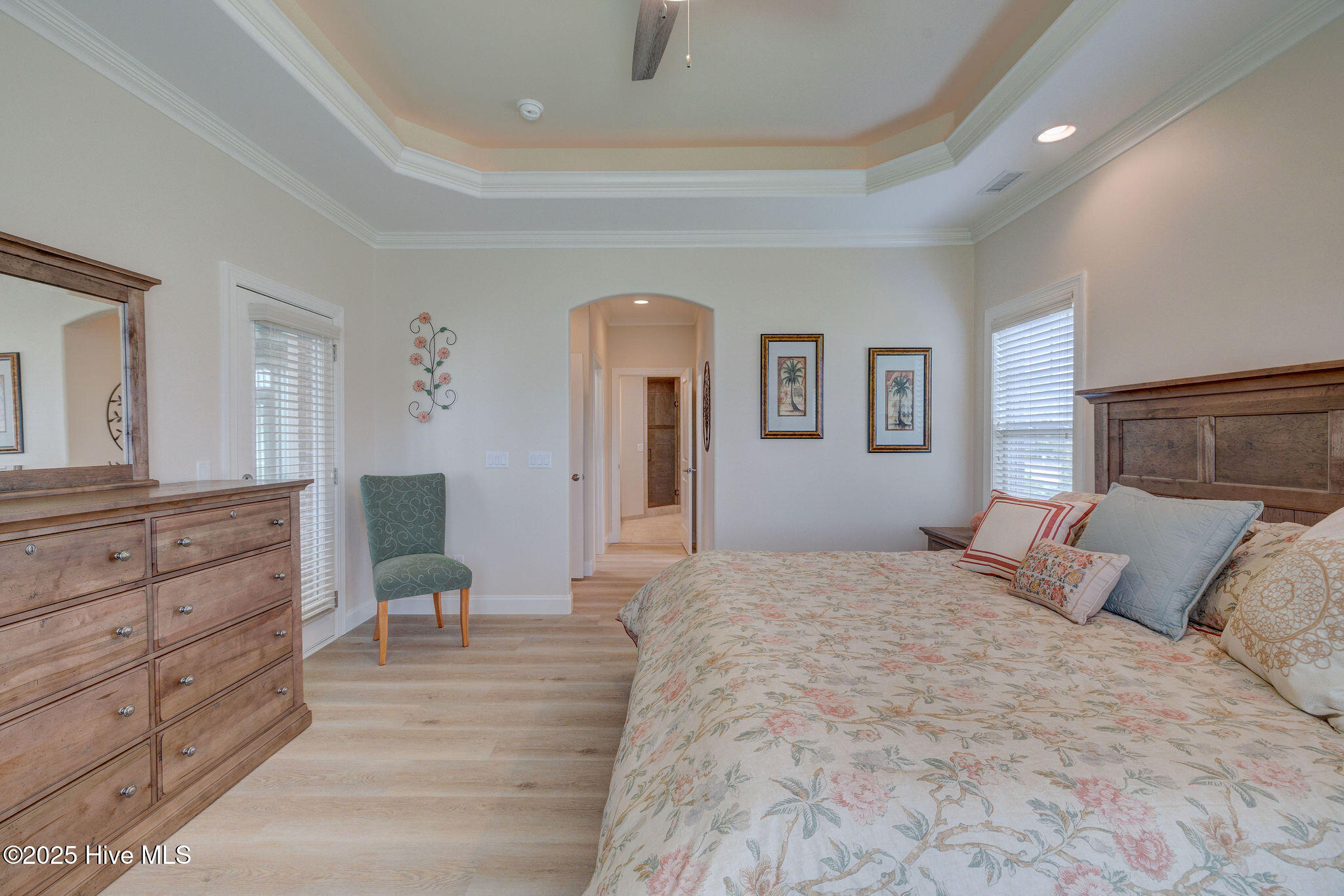 100549436 | Photo 27