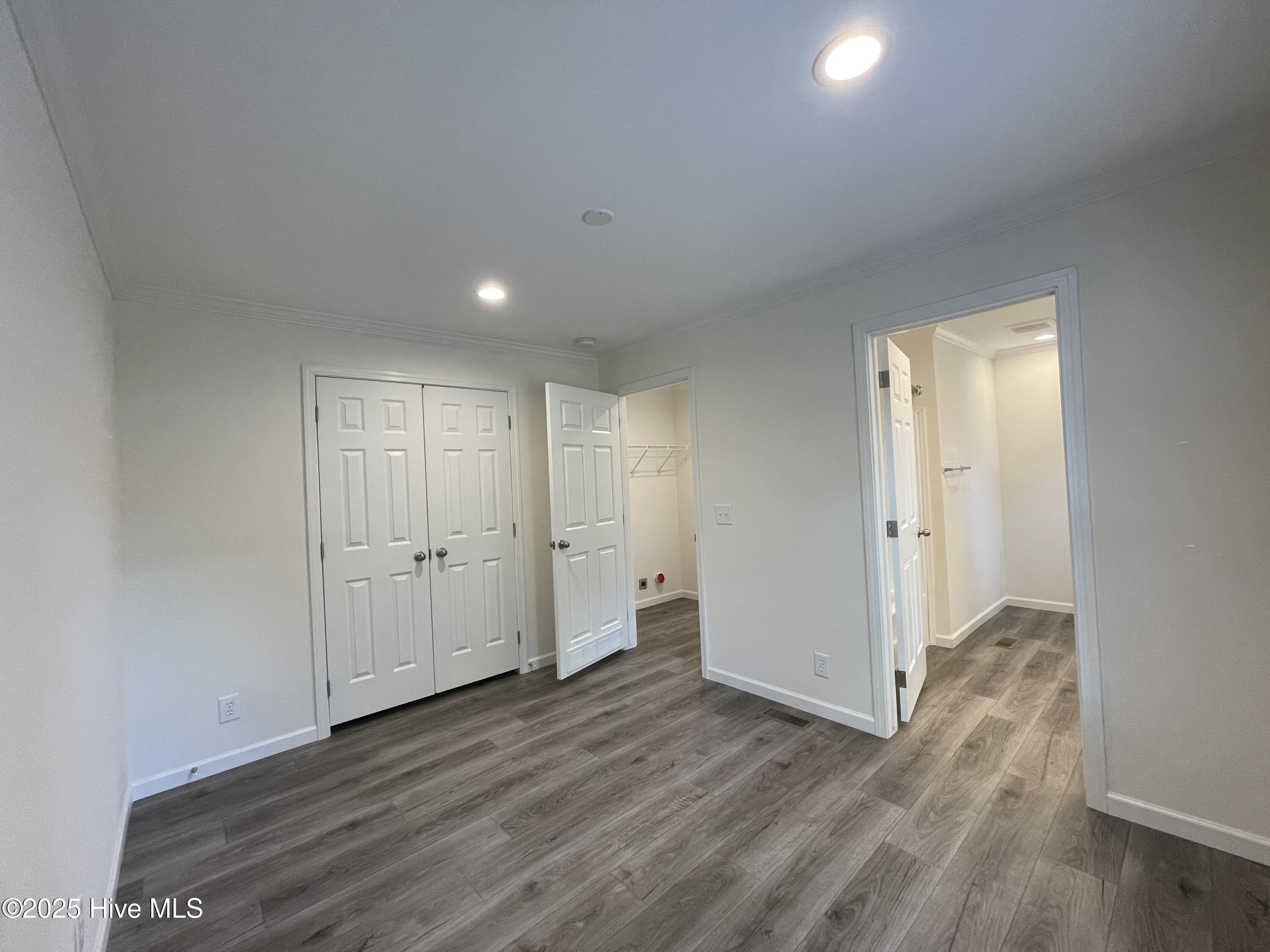 100536186 | Photo 20