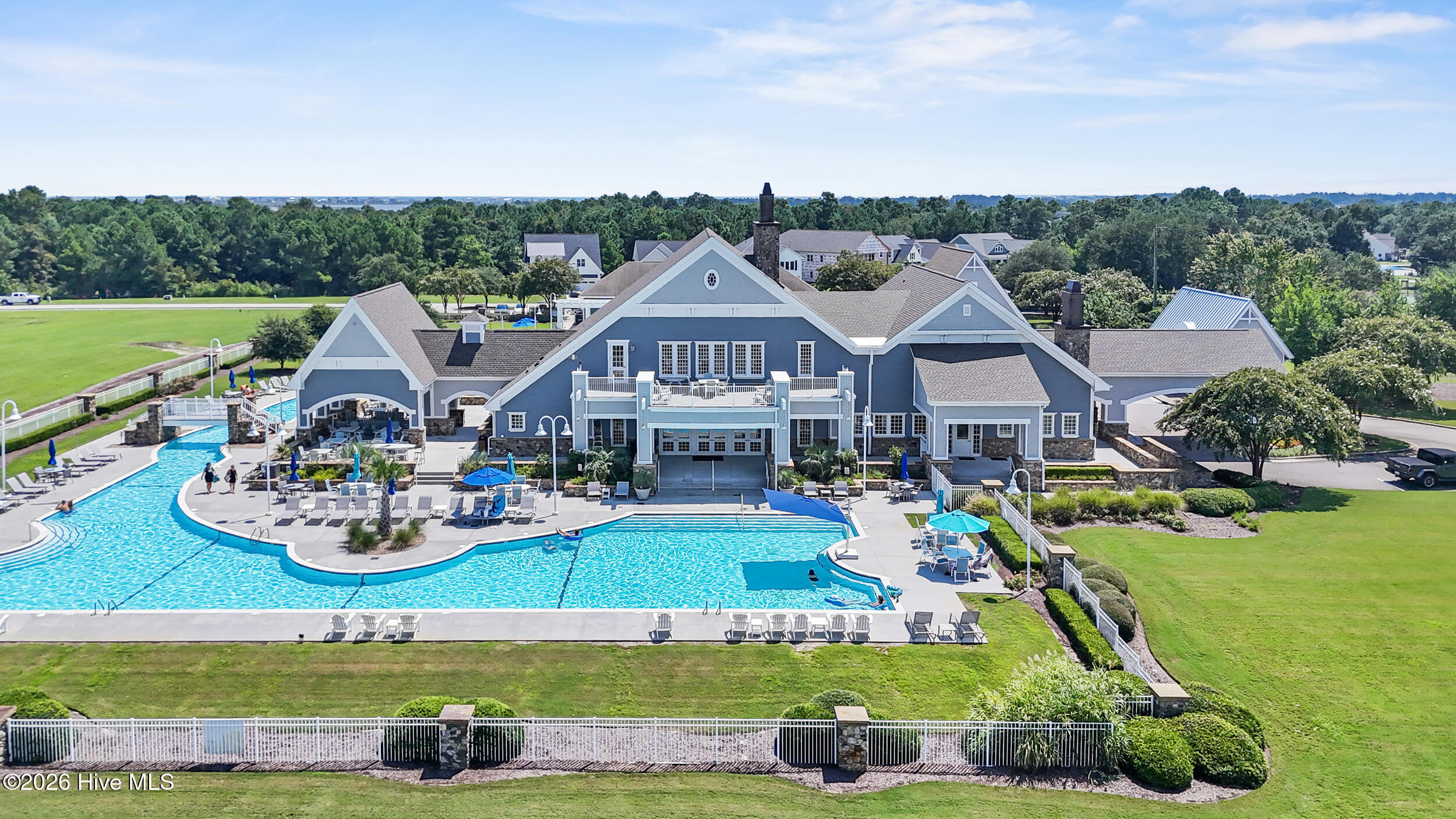 100559680 | Photo 56