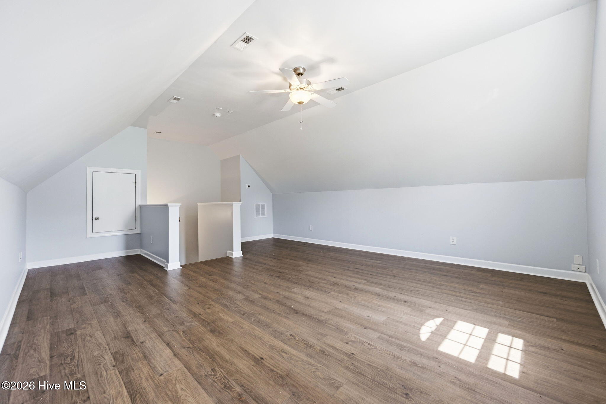 204 Wedgefield Circle,Maple Hill