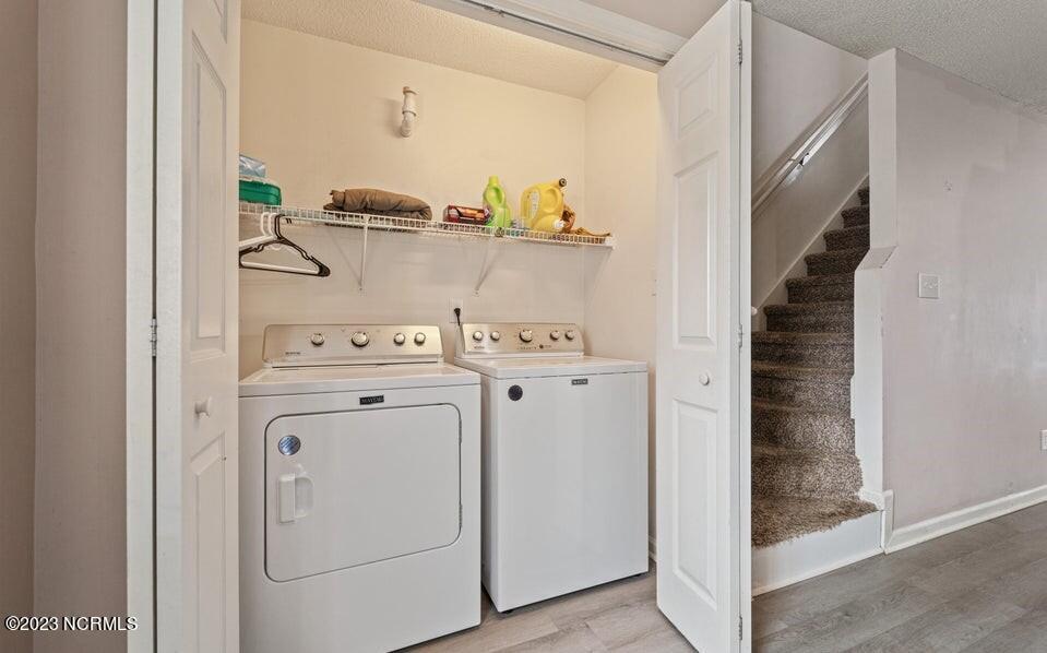 100556825 | Photo 25