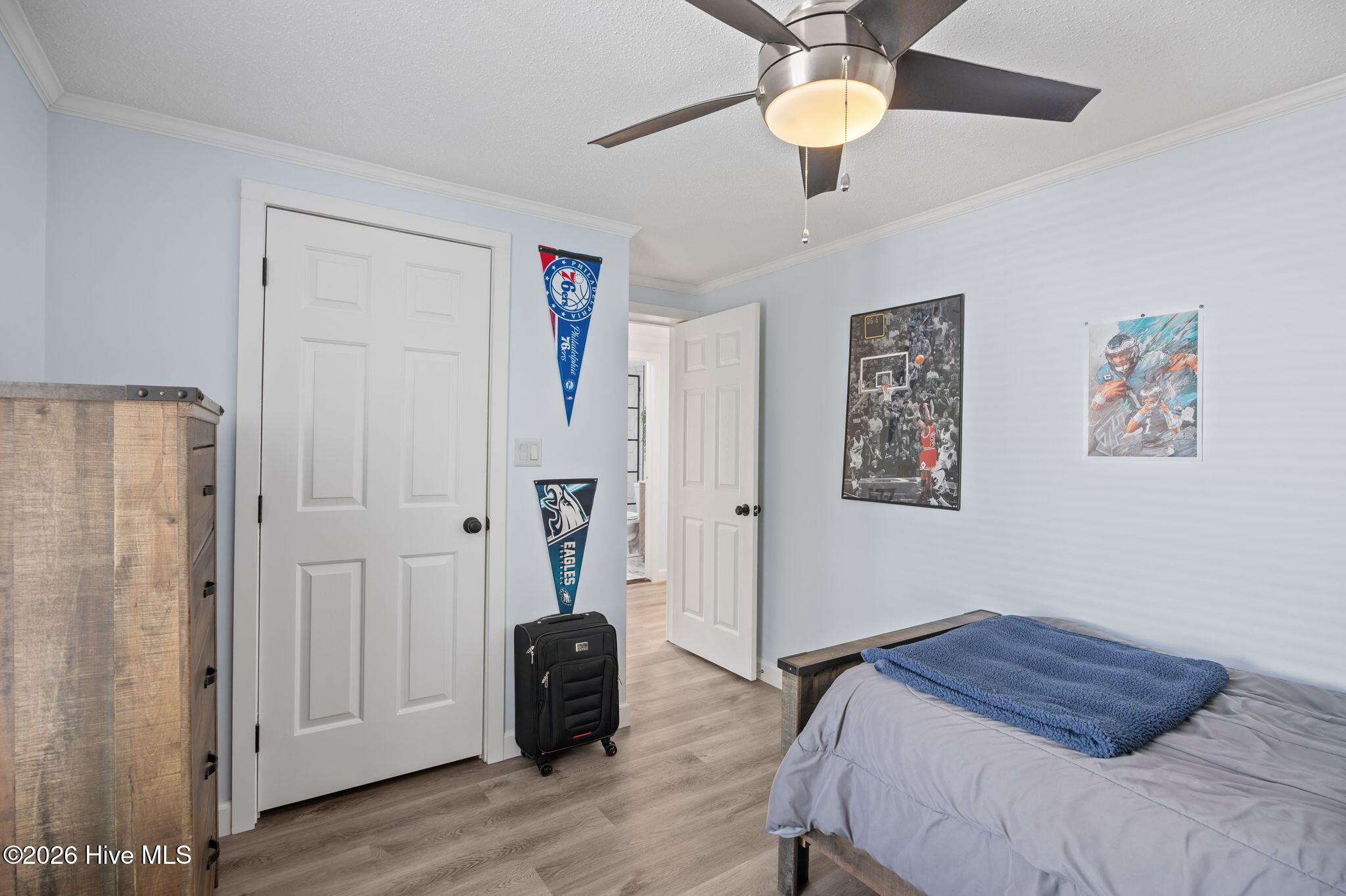 100560111 | Photo 31