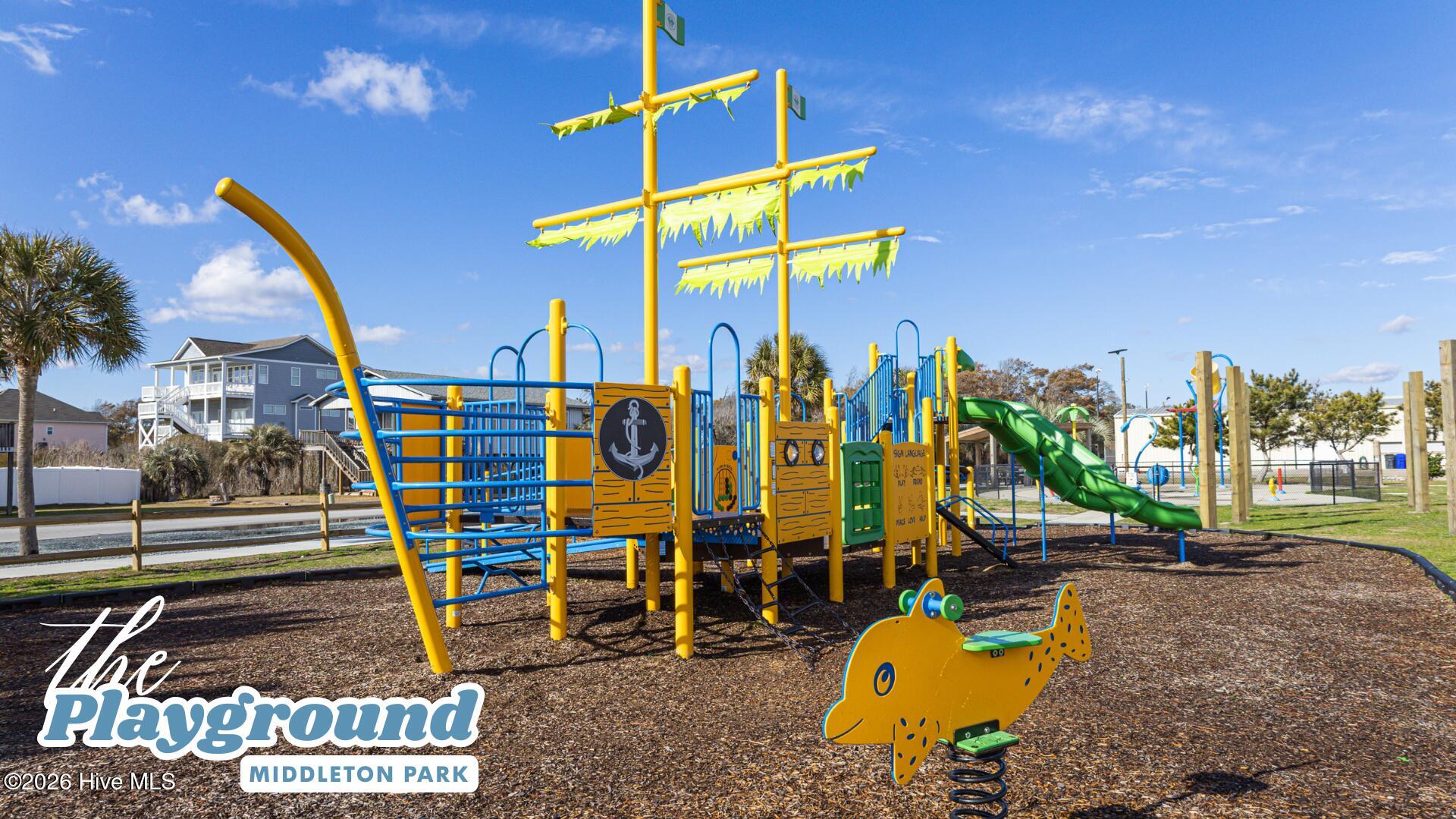 100547384 | Photo 51