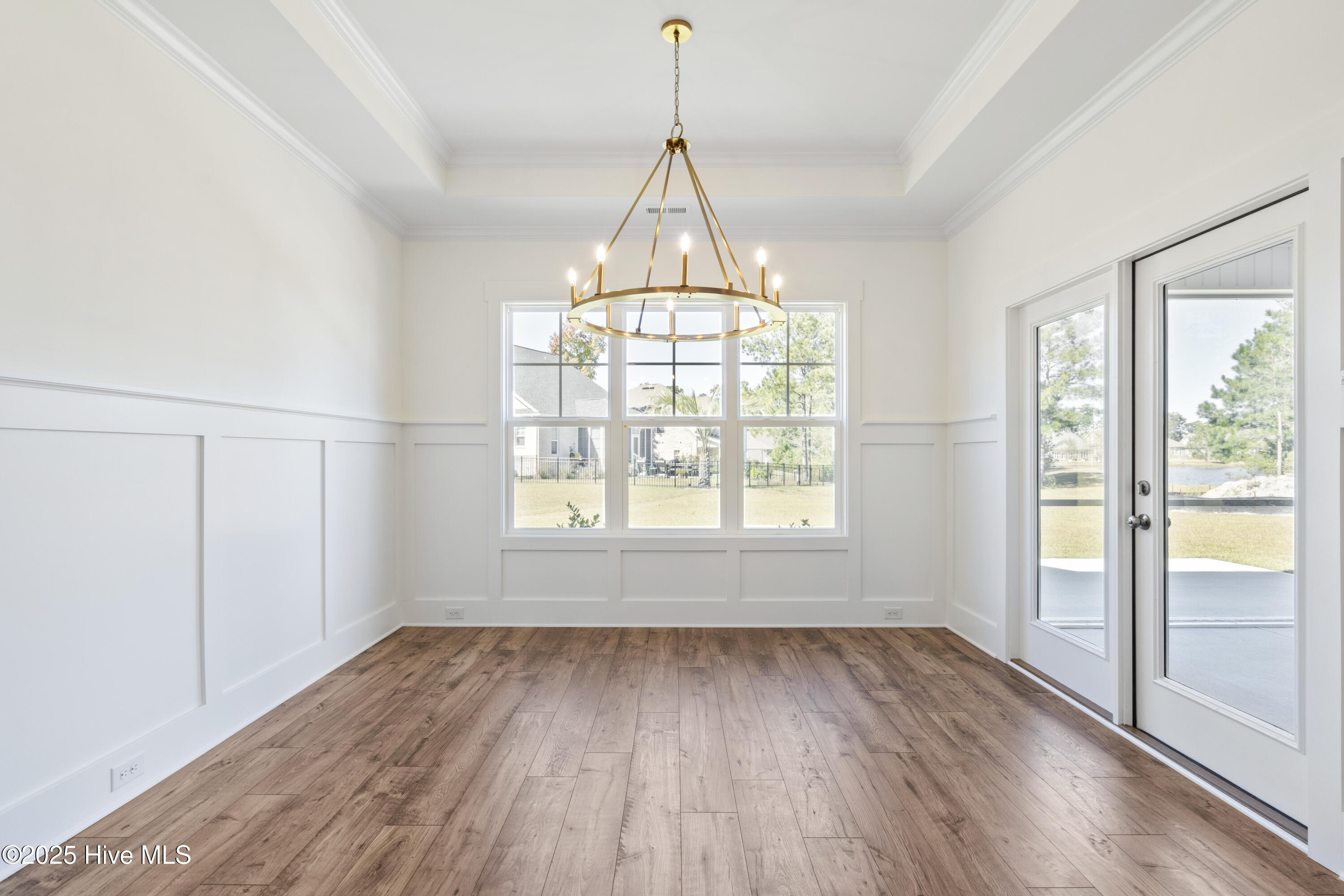 100515288 | Photo 14