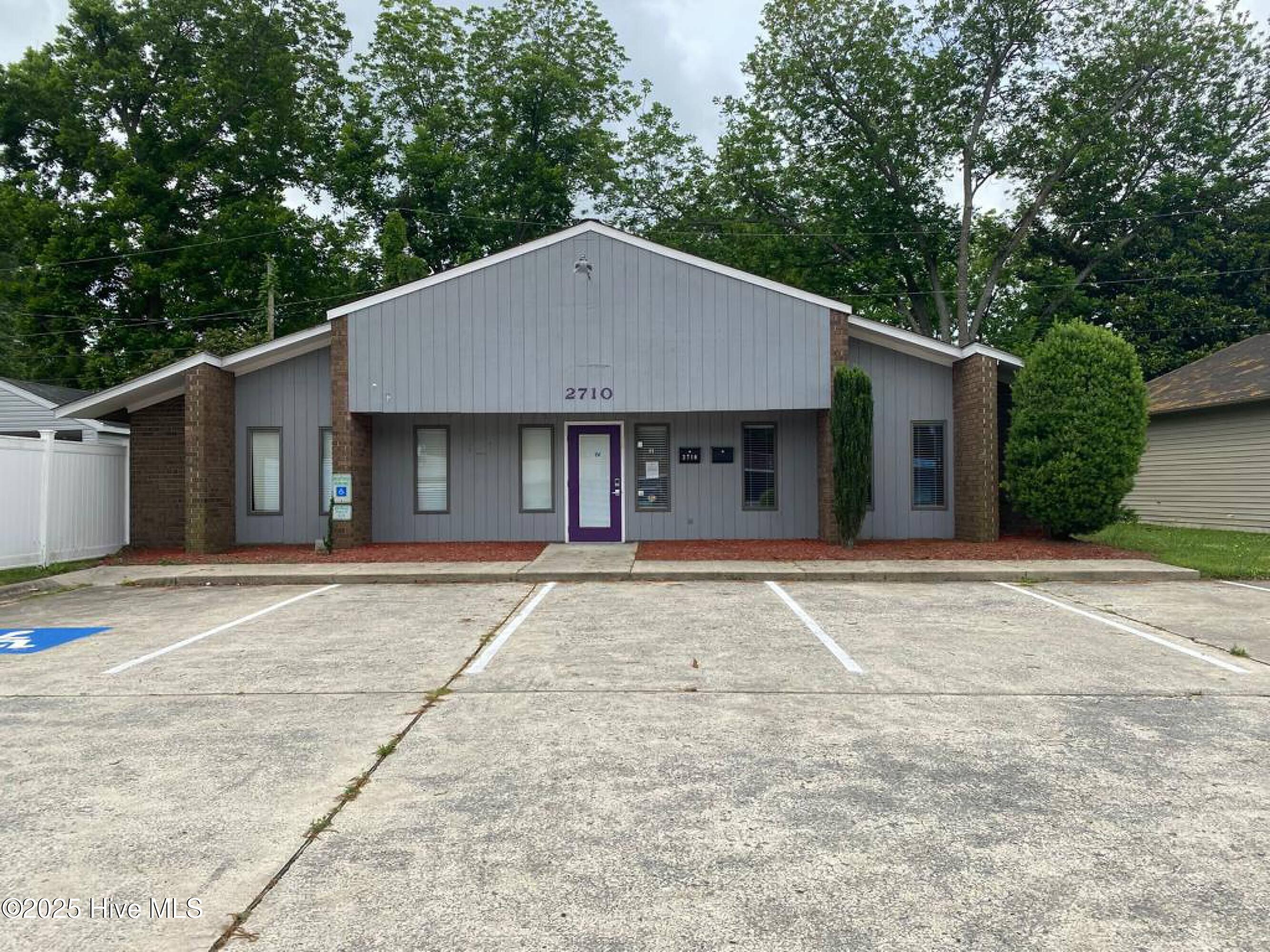 2710 E 10th Street, Greenville, NC, 27858