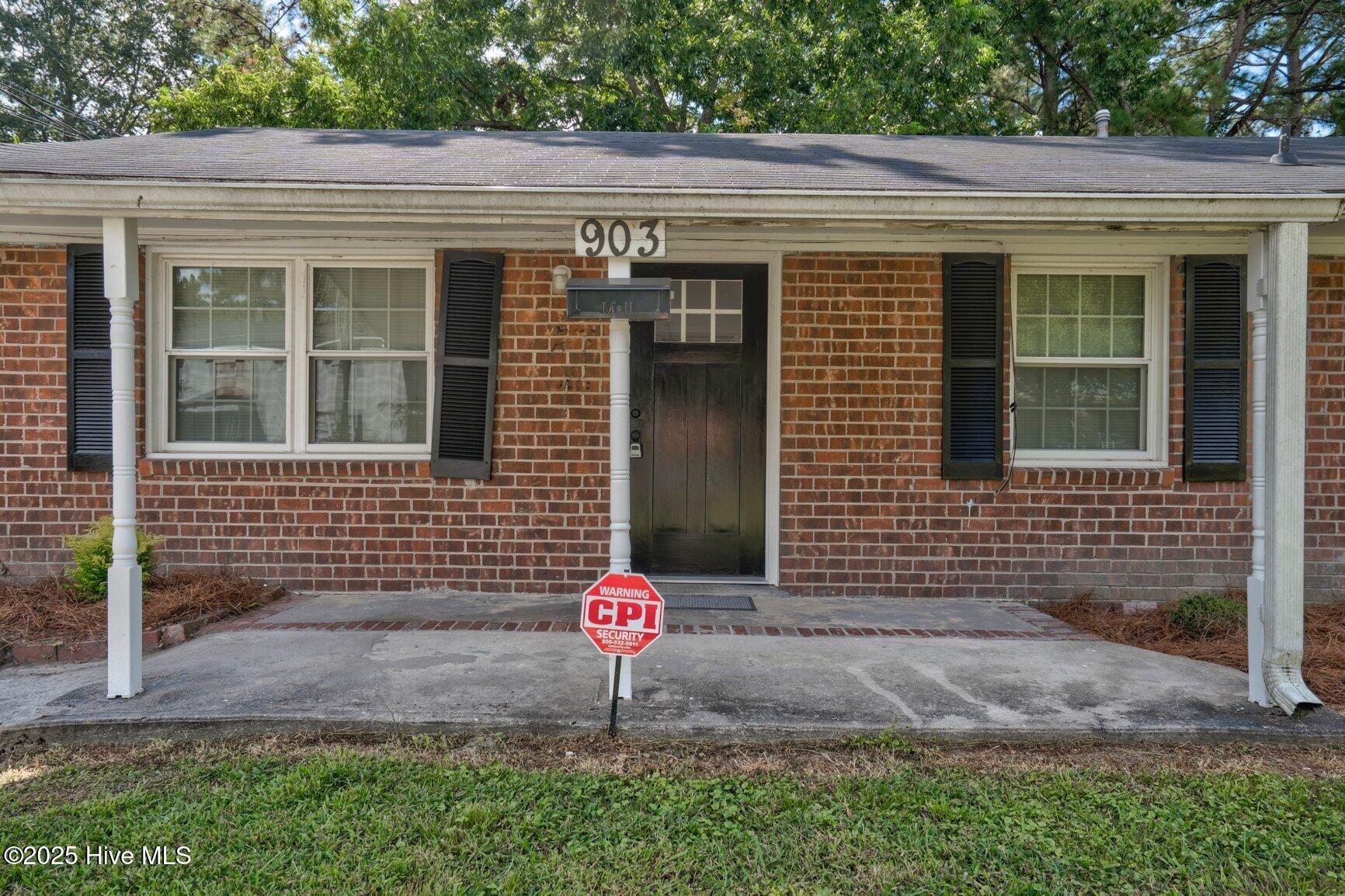 003-903MartinLutherKingJuniorDrive-Tarbo