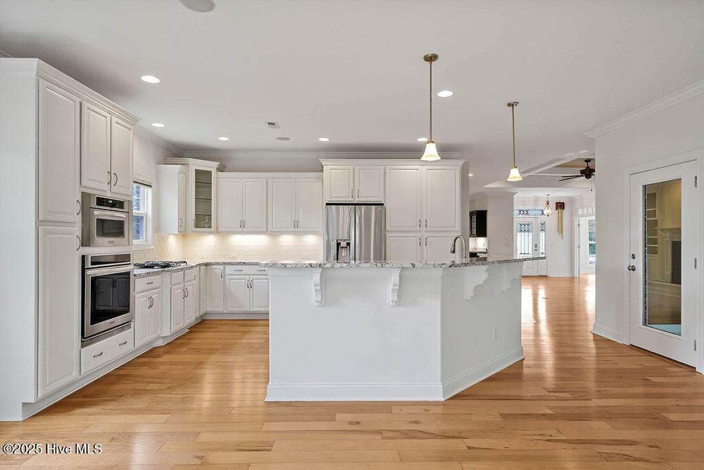 100550023 | Photo 23