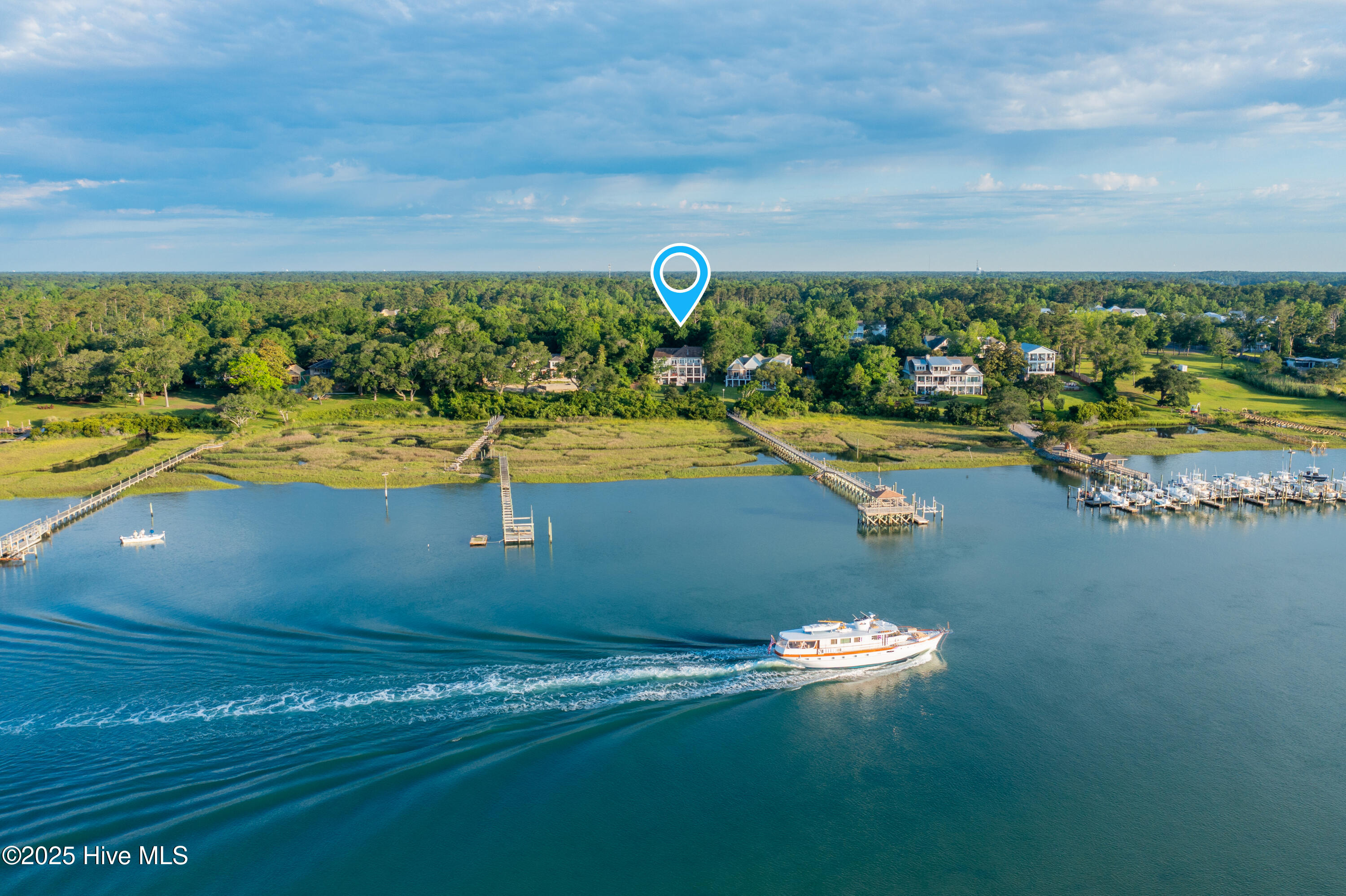 100510082 | Photo 46