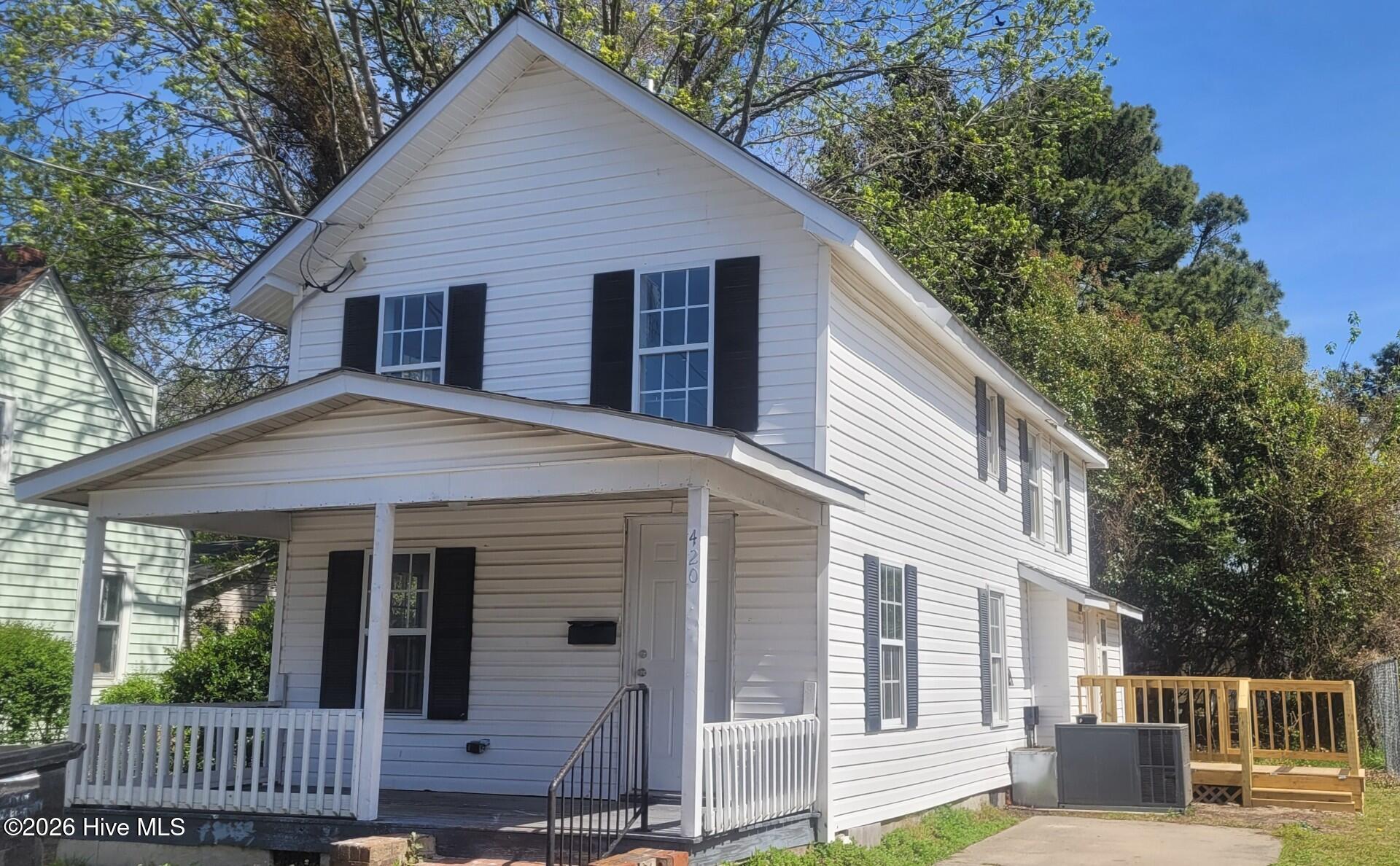 420 Perry Street