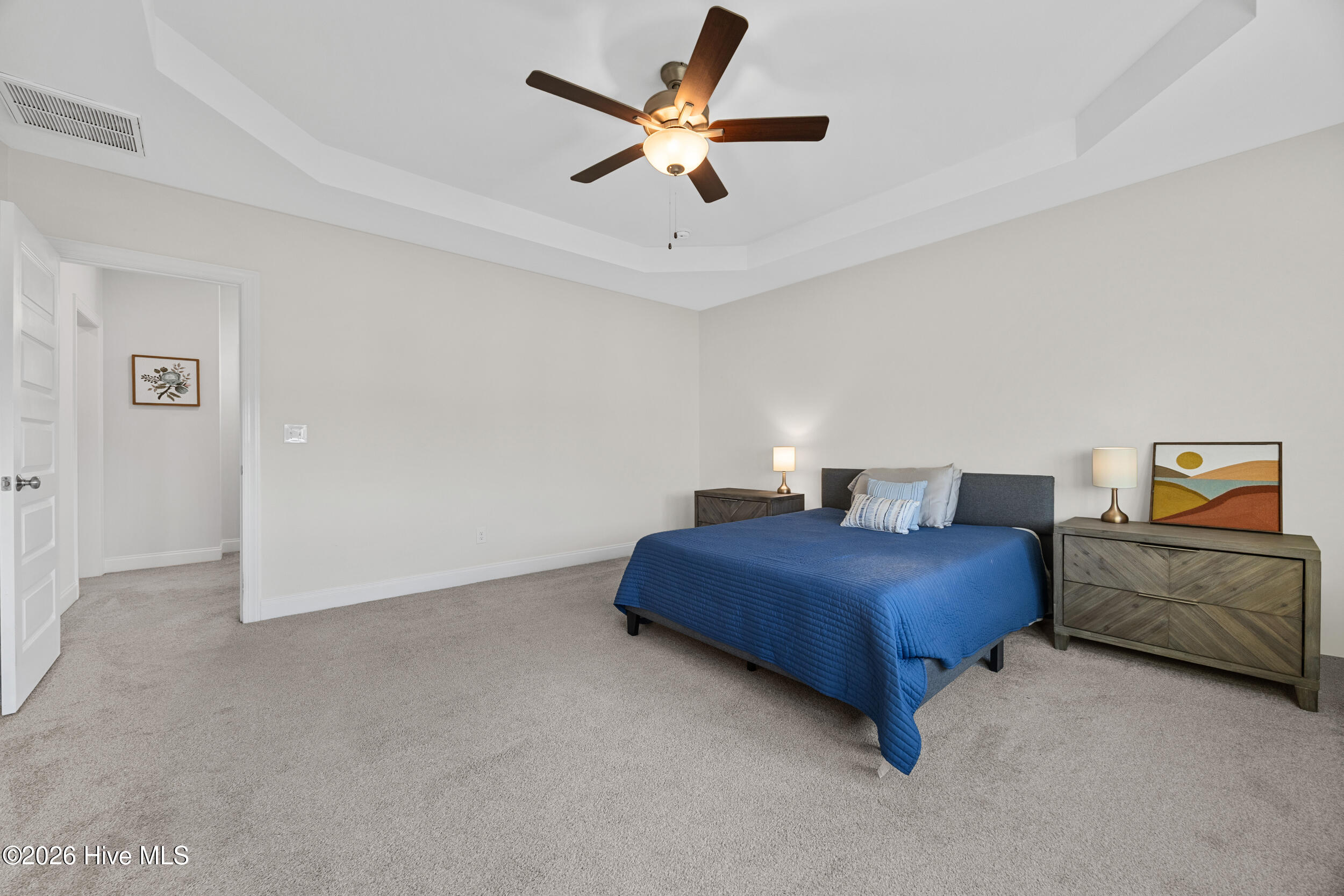 100560002 | Photo 21