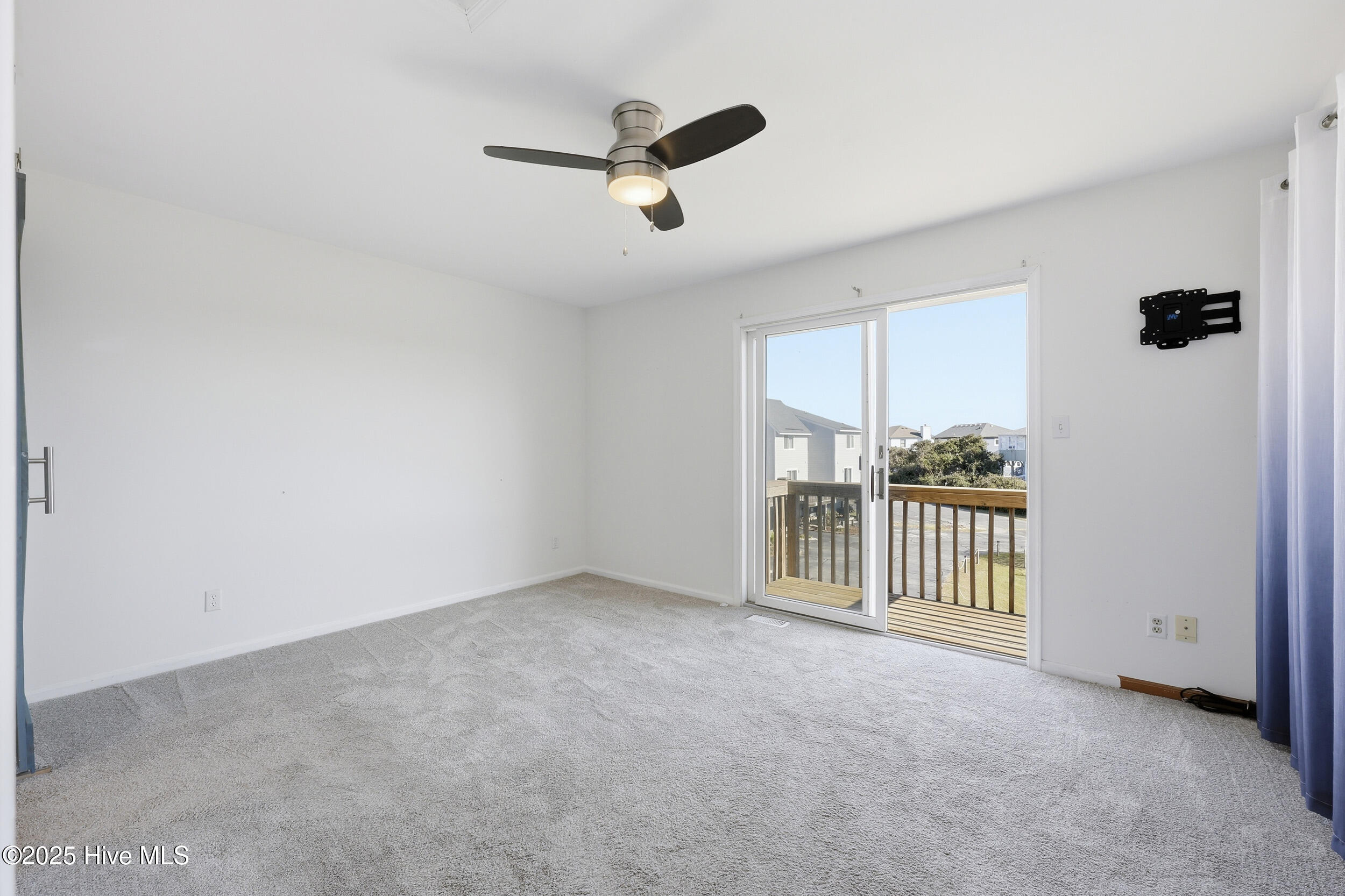 123 Georgetown Road UNIT 19, Duck, NC, 27949