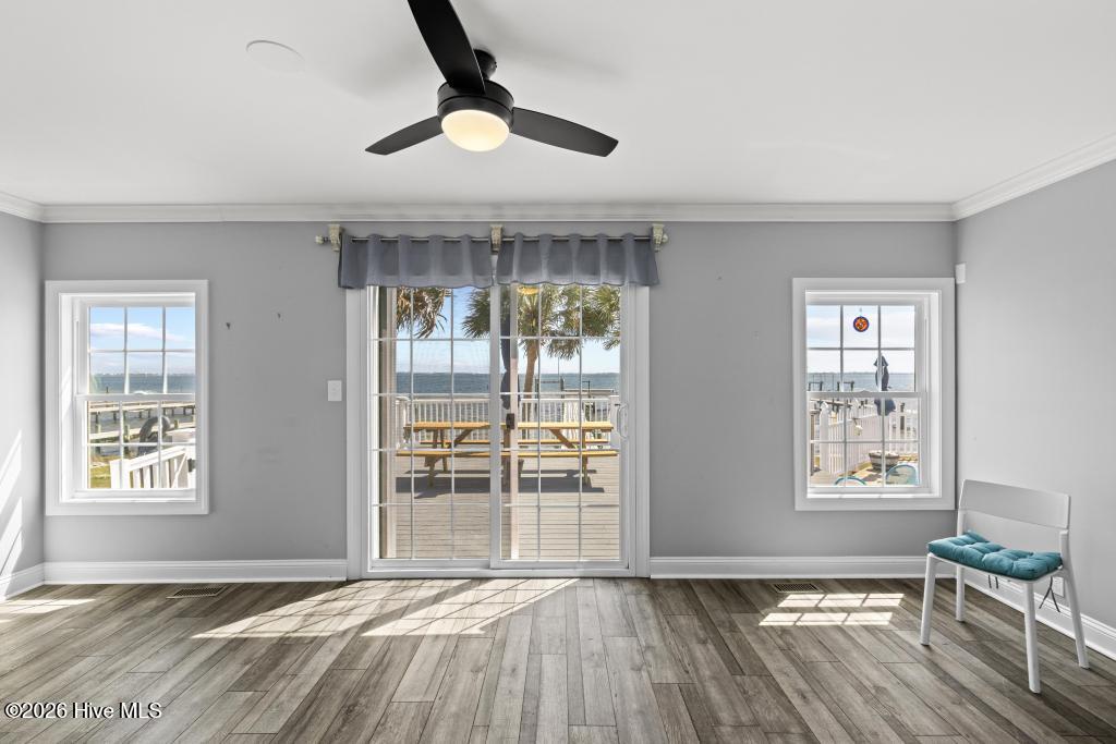 173 Salter Drive,Newport