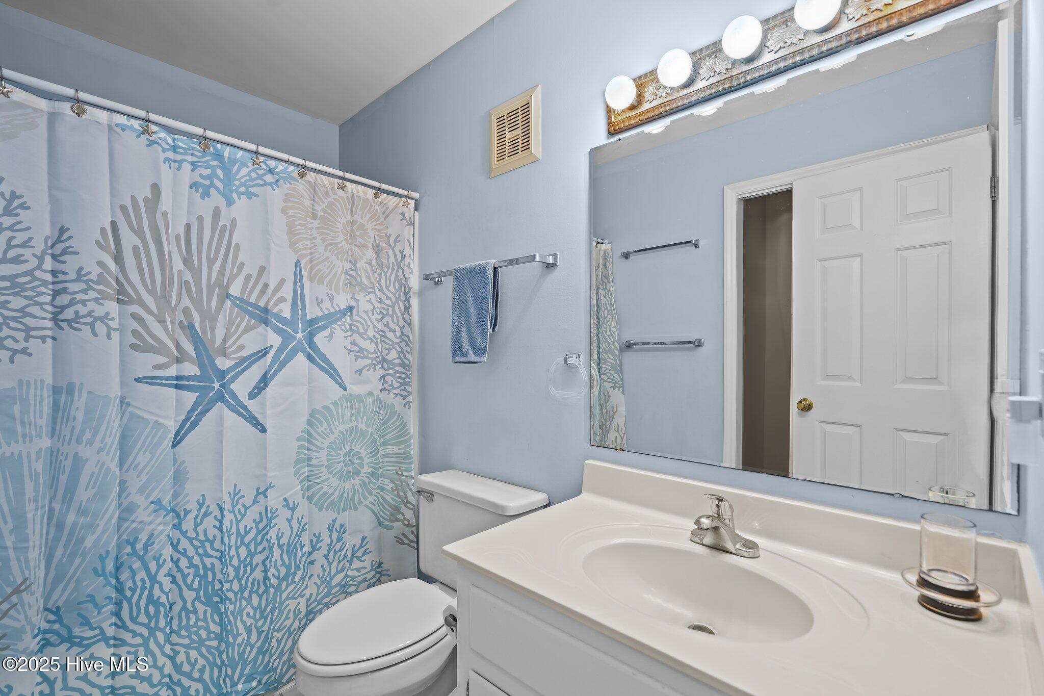 100492428 | Photo 13