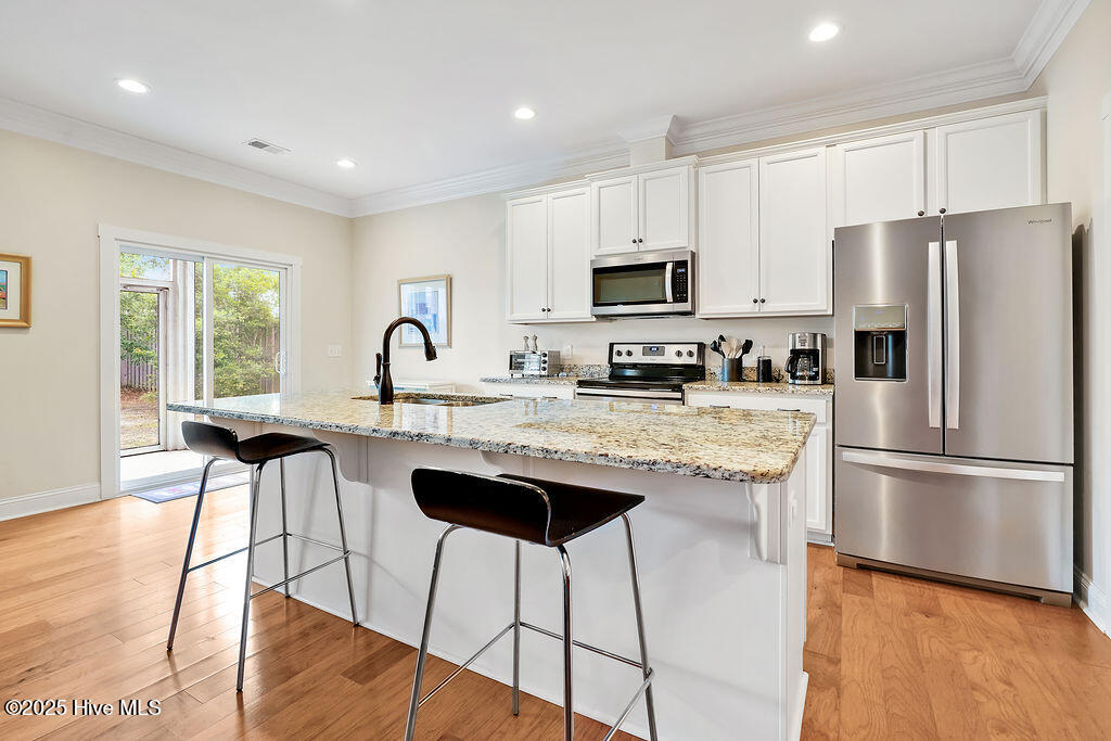 100504186 | Photo 14